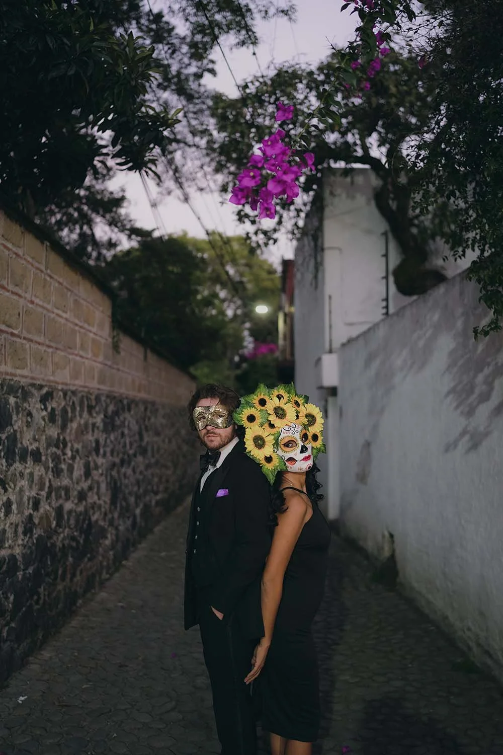 day of the dead couple photoshoot in mexico city9.jpg