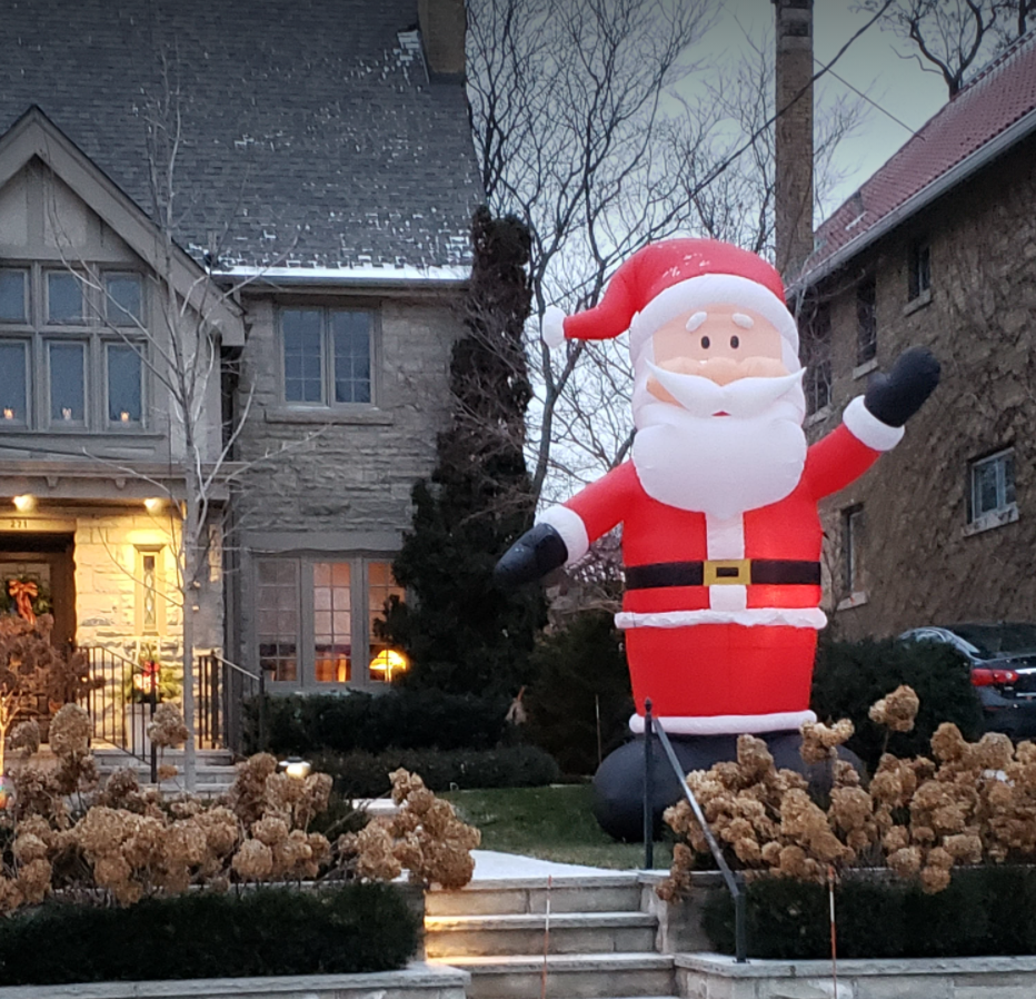  This Santa auditioned for Canadian Idol in 2006. 