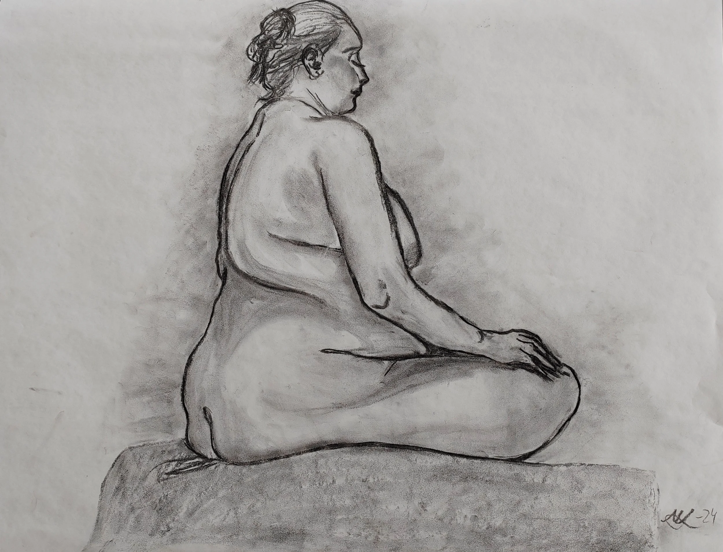 Elävän mallin piirustus 2 (Hiili)