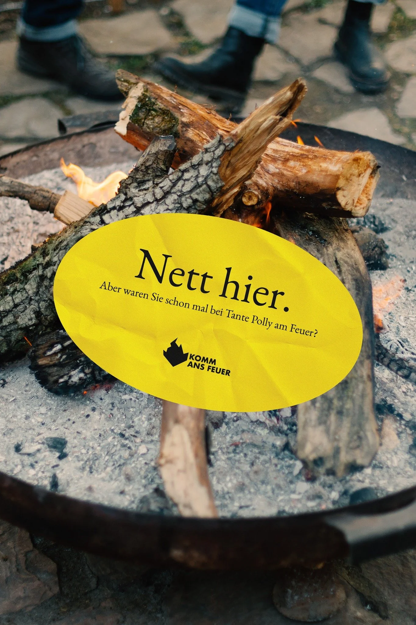 Am Feuer entstehen Ideen. 🔥

Wir laden euch ein - ans Feuer in der Natur: Verlasst den Alltag und bringt  das Team ans Feuer. Zum Arbeiten, Reden und Feiern.

Ob Workshop, Jahreskickoff, Teambuilding oder Feier &ndash; wir k&uuml;mmern uns um alles 