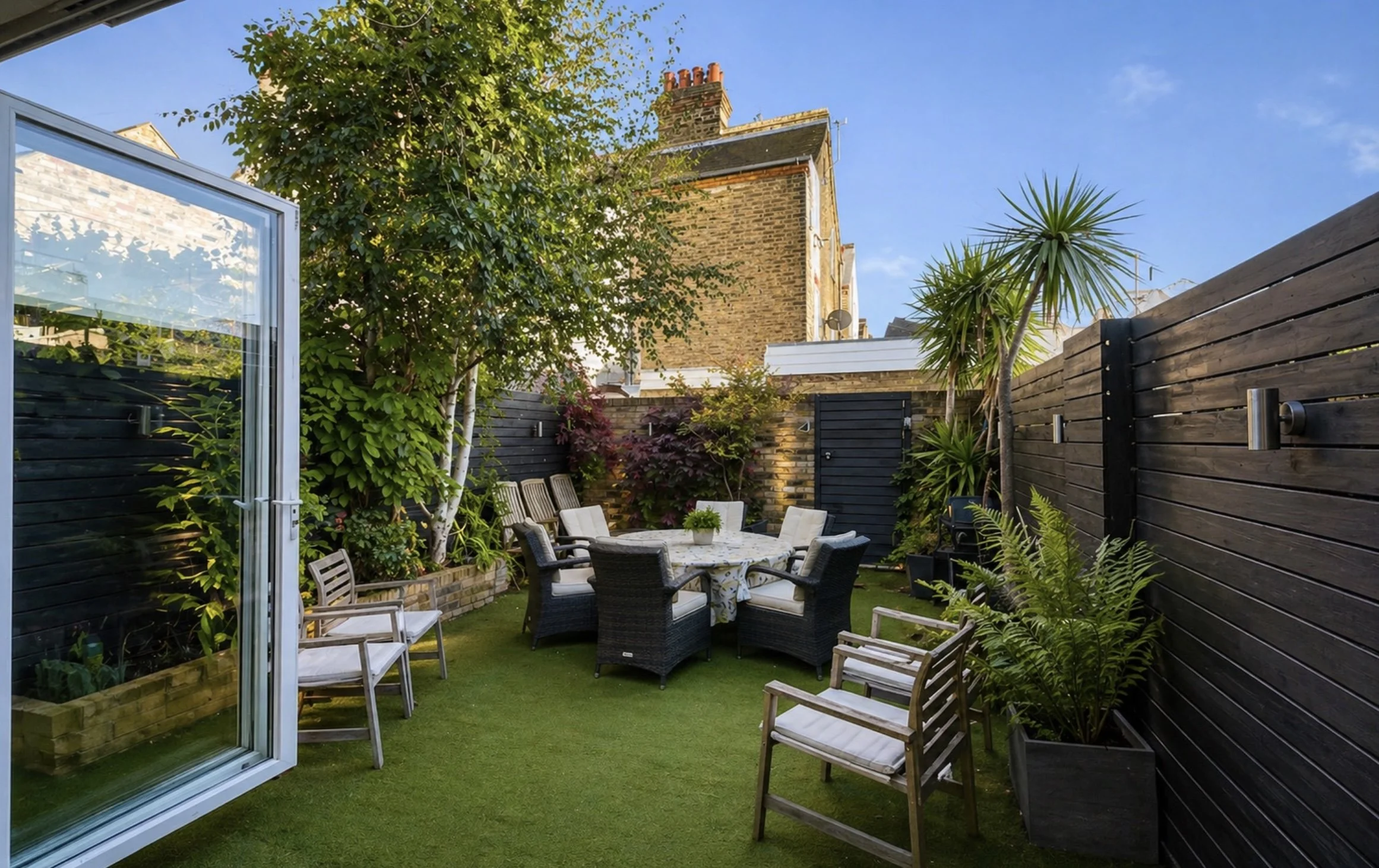 relax and dine in and outside