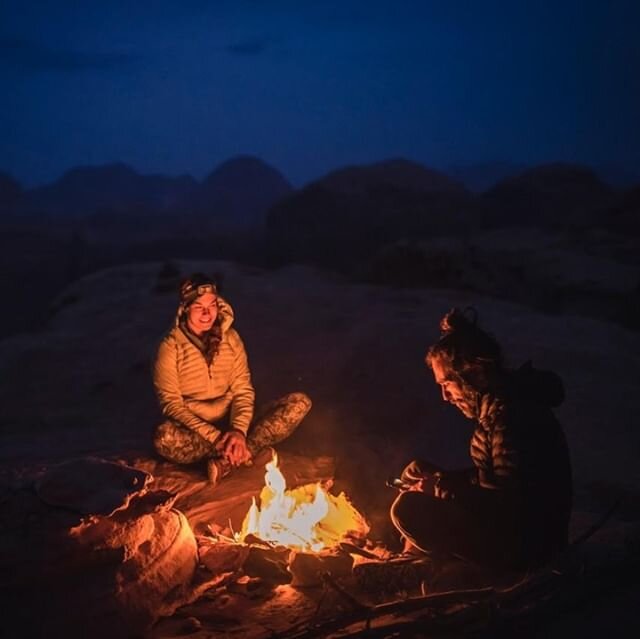 Arriving at the top of Jebel Rum after a rather adventurous climb just in time for the sunset was one thing - then surprisingly finding enough firewood in this moonlike landscape to light a small campfire was beyond words...⁠
@kaleighanne324 @xavierc