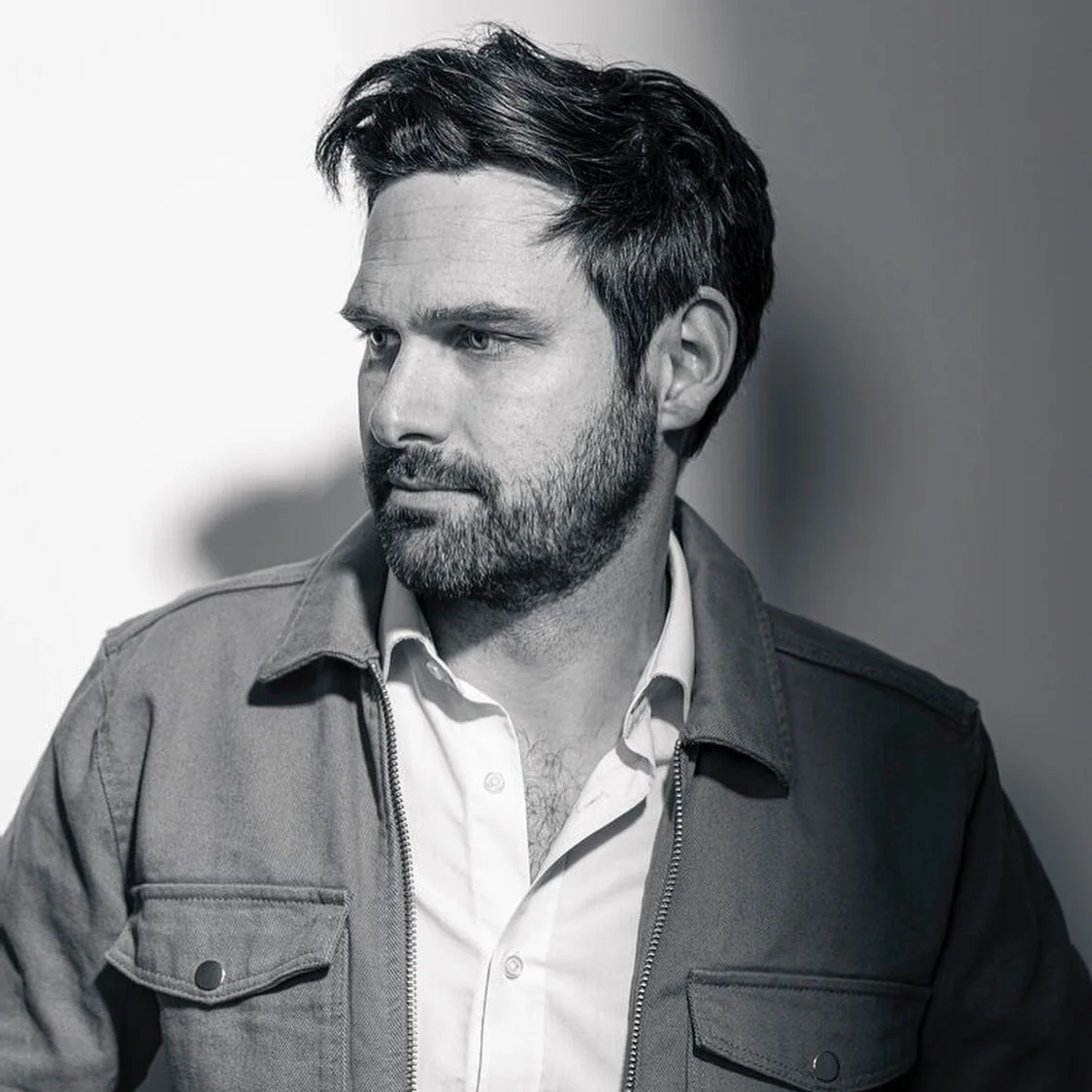 Welcoming Dylan to the &lsquo;Timeless&rsquo; division ⚡️
.
- Aussie/ Brit Aus🇦🇺🏴󠁧󠁢󠁥󠁮󠁧󠁿
- motorbike and scuba diving licence 🏍 
- Outdoors enthusiast ⛰ 
.
.
.

#portraitphotography #modelscout #shooting #picoftheday #modelswanted #art #cast