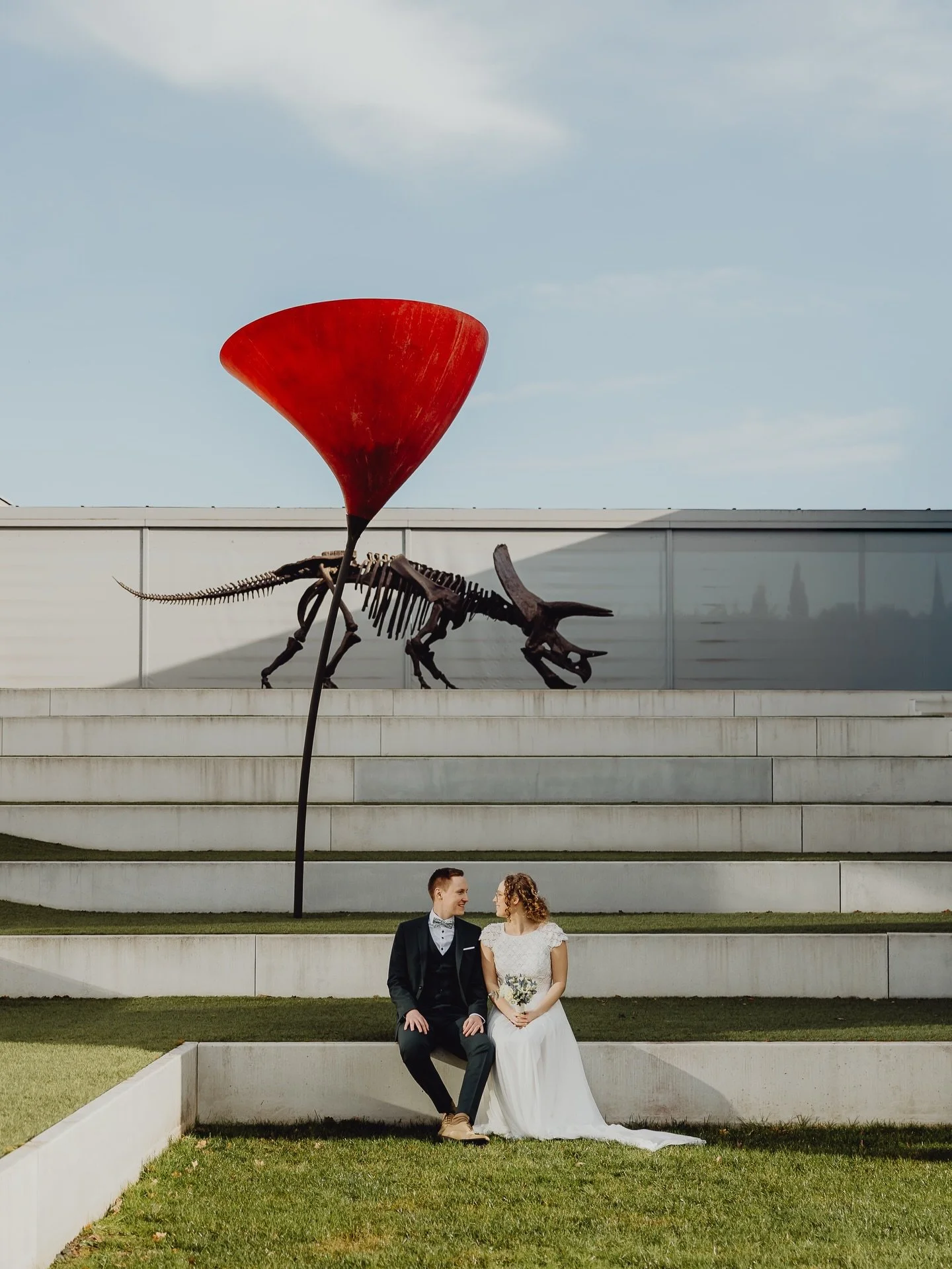 Lene + Bram 🦖

The intimate wedding - the lighting - the people 🤍

When everything falls into place.