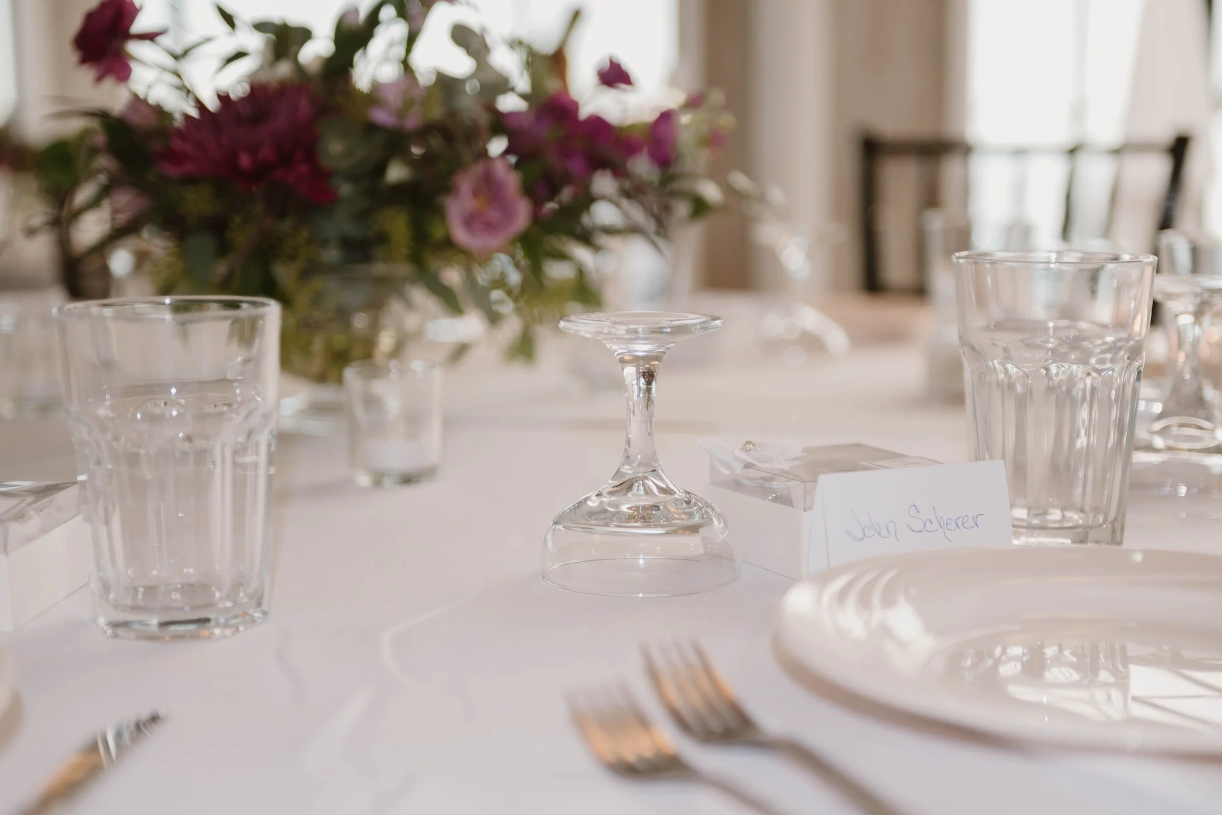 Barefoot Florals at Golden Sands Purple table centerpieces