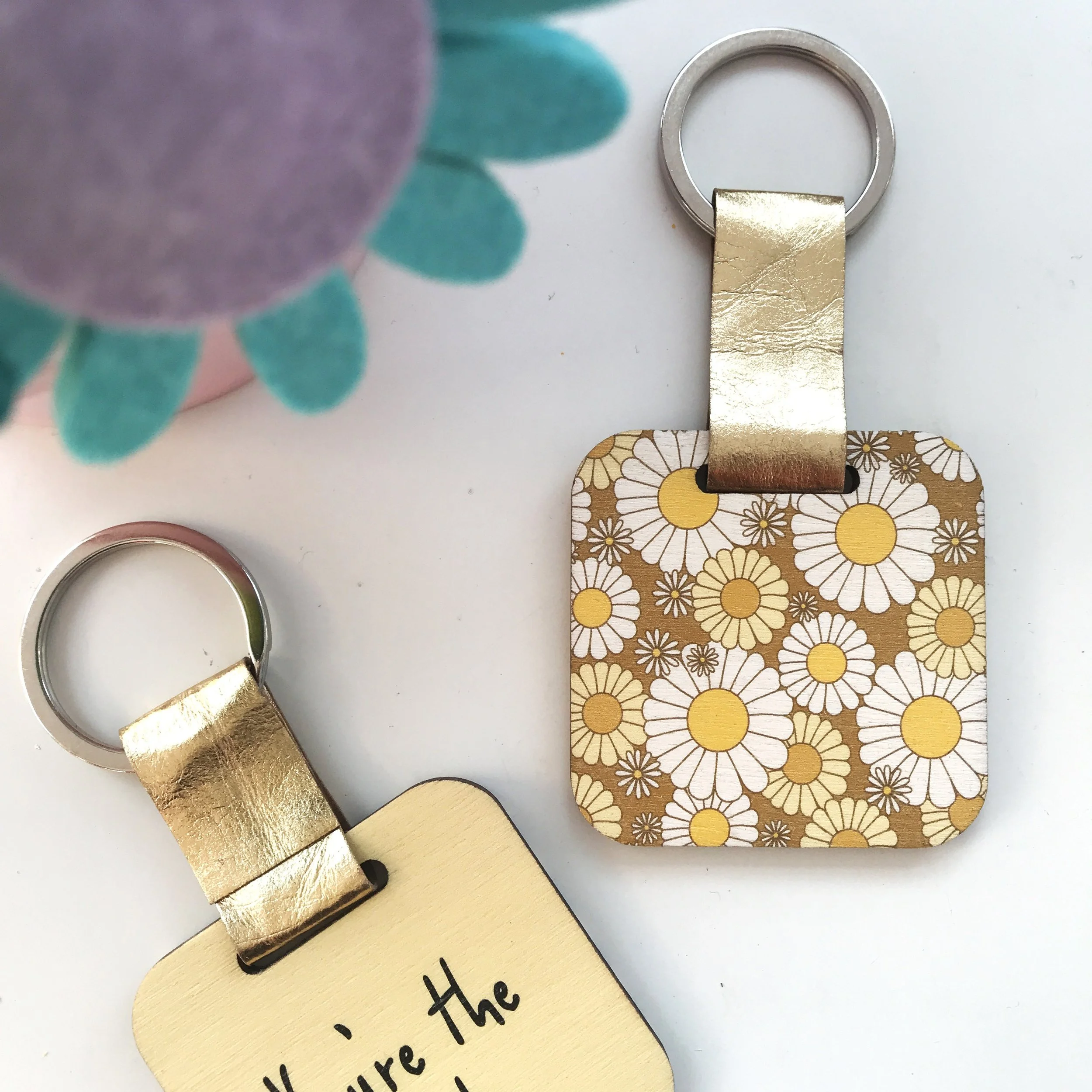 Daisy Print Keyring - April Birthday Gift