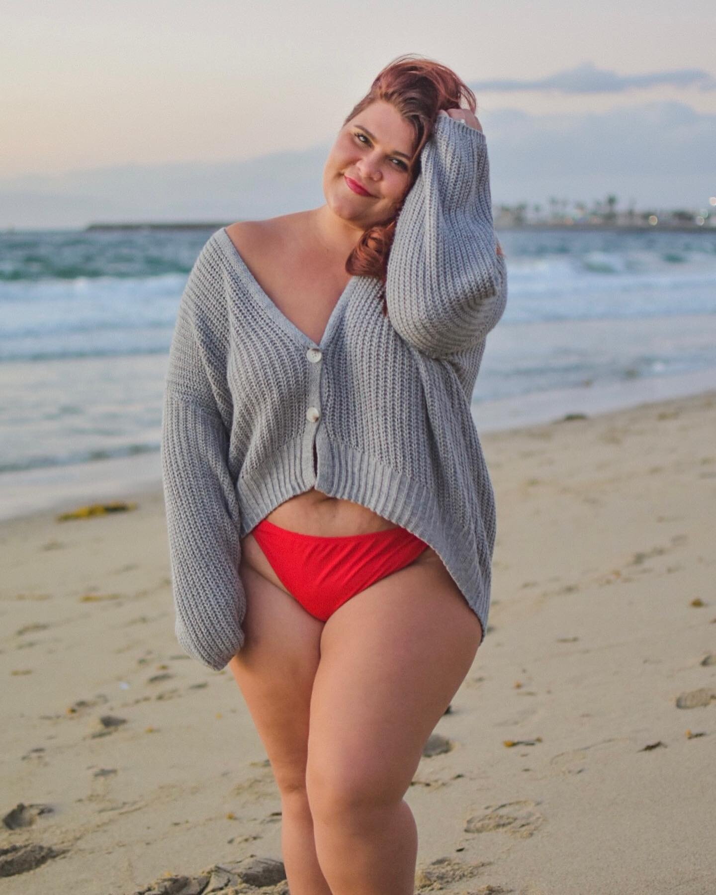 Is hot girl winter a thing?
🤍✨❄️
Self love is hard enough during the holidays, but this year it feels like there&rsquo;s an extra layer with the weight we&rsquo;ve gained, the pain and disconnection we&rsquo;ve felt, the individual struggles we&rsqu