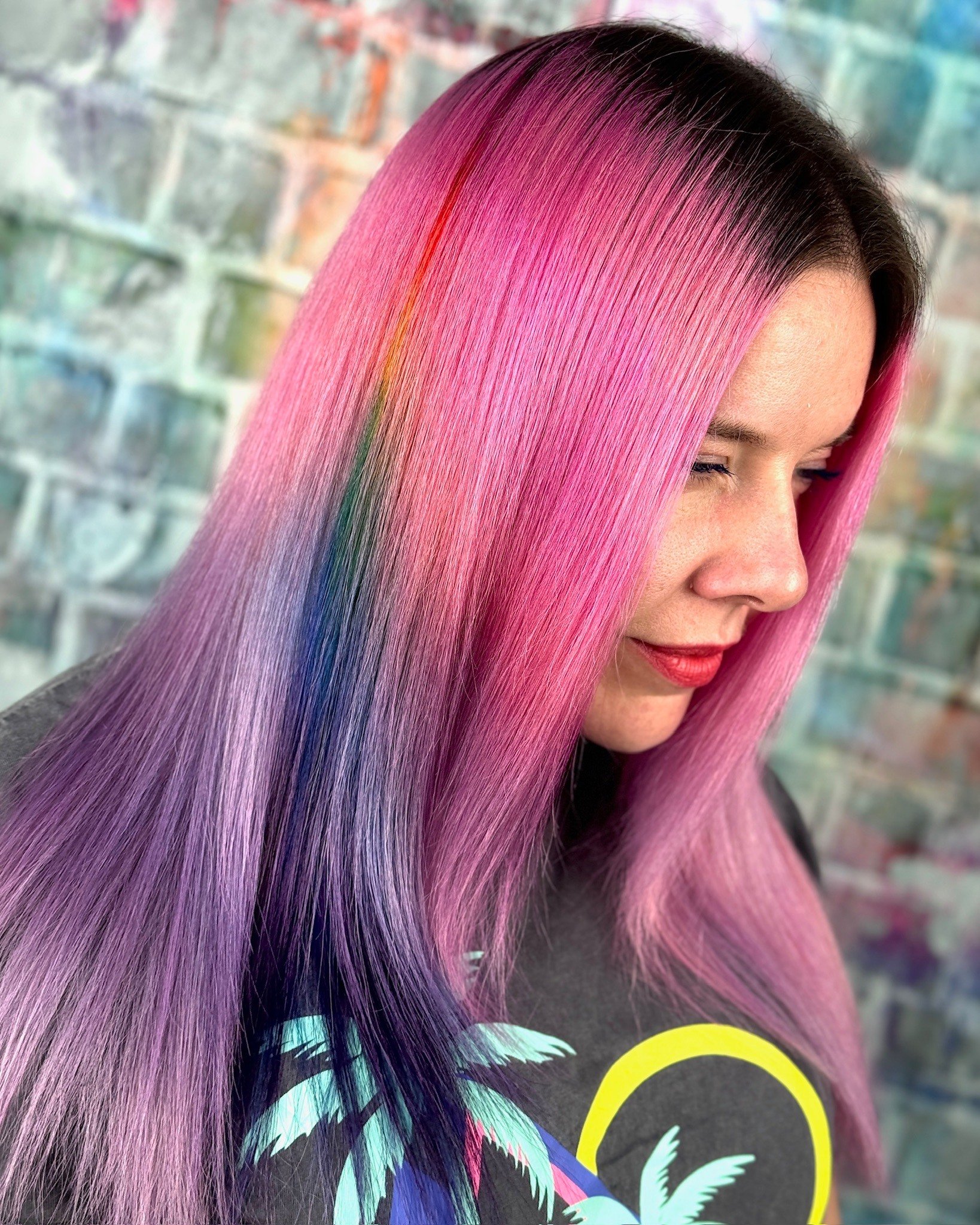 🩷🌈 Hidden rainbow alert! 🌈🩷

✨ I bloody love a hidden rainbow! Especially when the blend is as bangin&rsquo; as this one!

✨ Peek through the dreamy pink and lavender strands, and there&rsquo;s a whole spectrum of colour waiting to surprise you.
