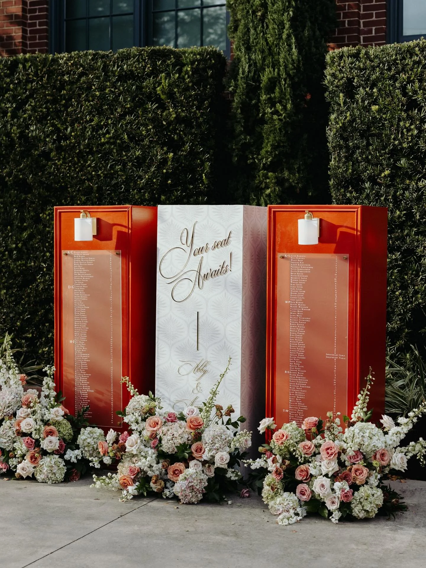 Your seat awaits&hellip;Abby and Amish&rsquo;s Seating Chart is the perfect combination of color and texture, bringing the fun to your cocktail hour. 

#seatingchart #customrentals #escortwalls #charlestonweddings #eventrentals 

Vendor Love:

Design