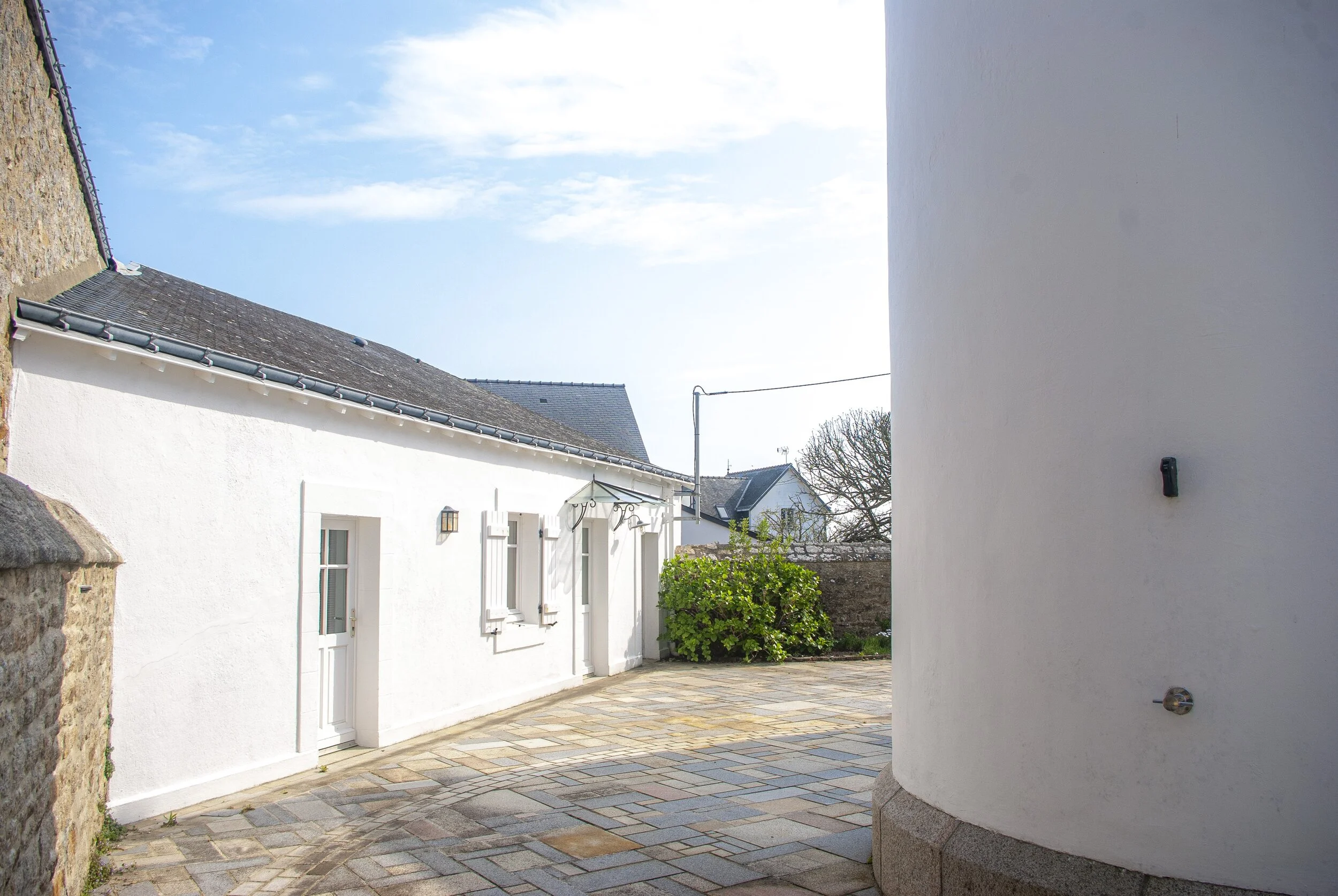 La propriété — Phare de Kerbel
