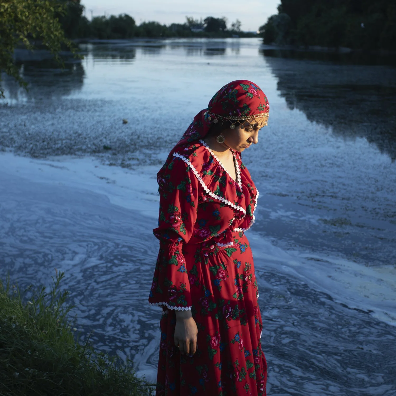 Midissage zur Ausstellung »Daughters of Magic« – Fotografien von Johanna-Maria Fritz. Eine Ausstellung im Rahmen des Fotografie-Festivals »Allianzen«