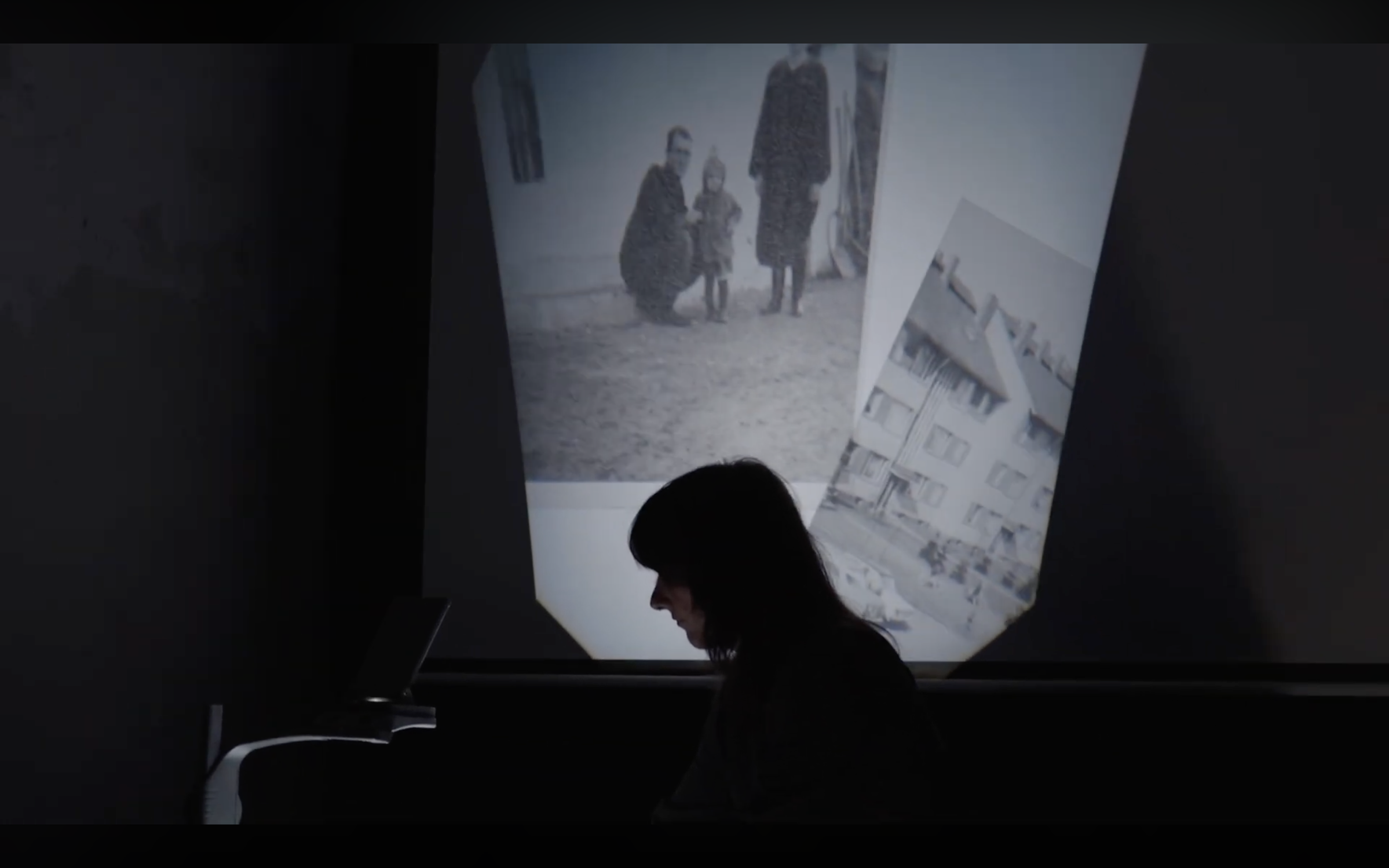  »Das Haus« - eine Performance von und mit Pia Alena Wagner