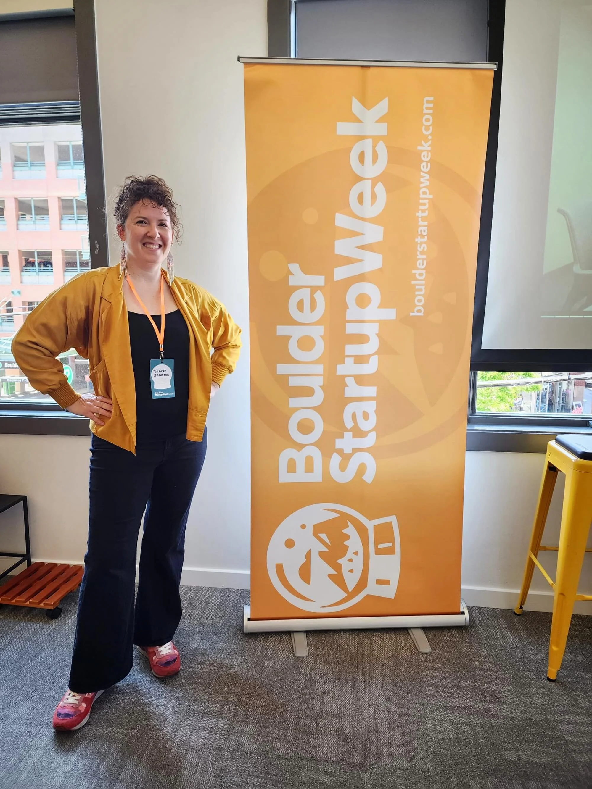 Thanks for having me @bldrstartupweek and Sovrn! It was a lovely surprise that I matched the room. And thanks to all who came out for the Disability &amp; Entrepreneurship workshop. It warmed my heart to see your vulnerability and creativity! 
If you