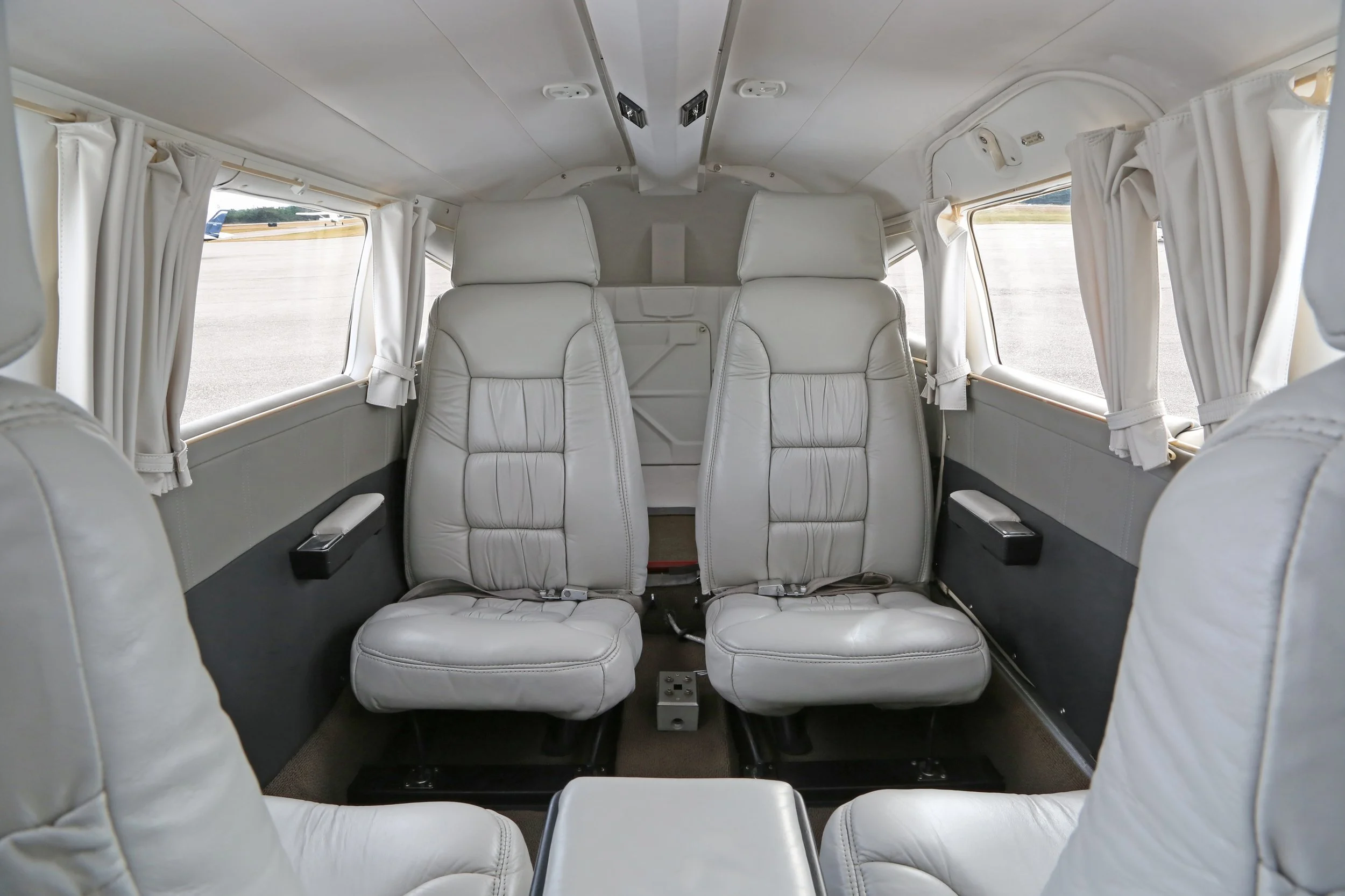 1978 Piper Turbo LANCE II N31920 INTERIOR REAR Overview Big.jpg