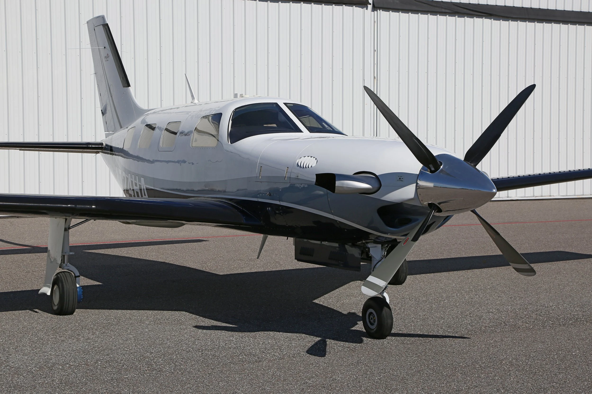 2008 PIPER MERIDIAN N724HA Starboard Nose QTR Detail 8.jpg