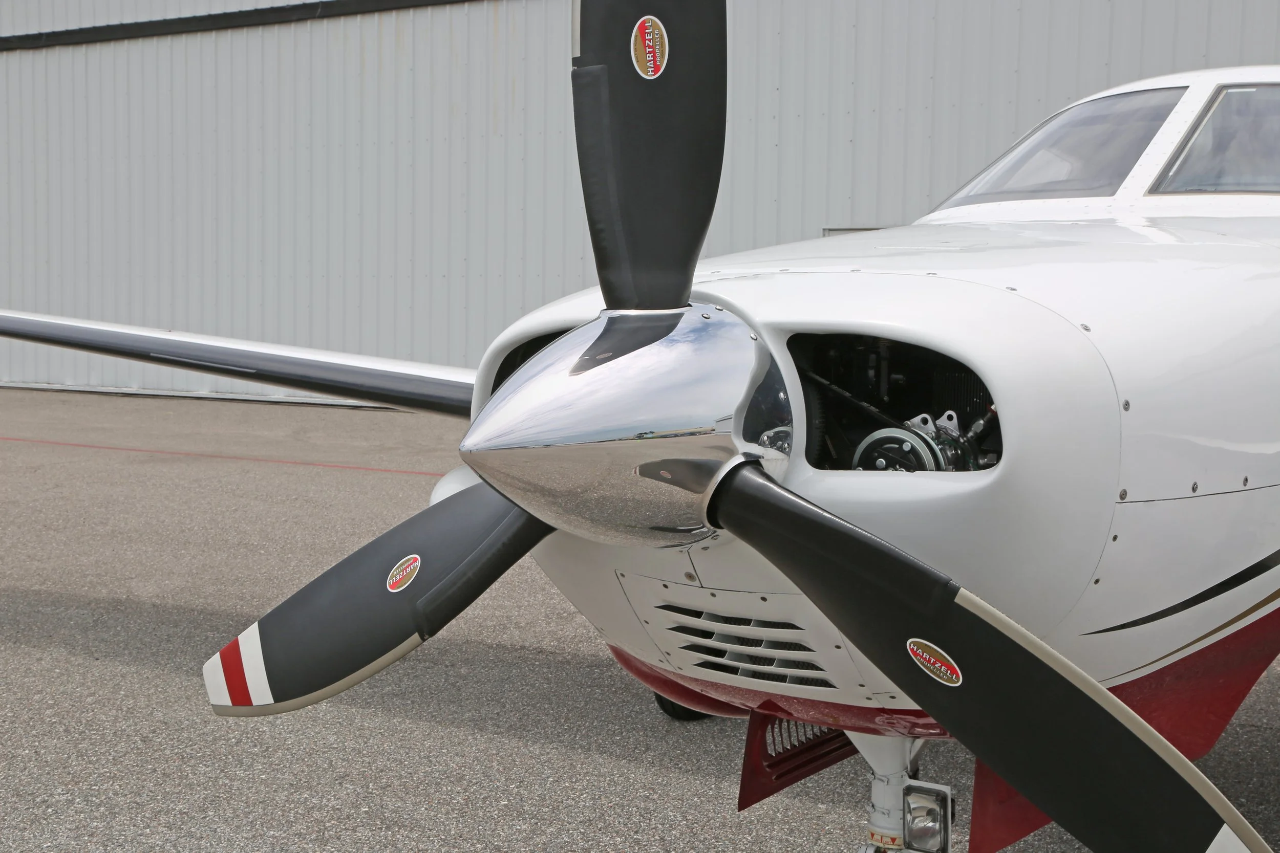 2008 PIPER MALIBU N518C SPINNER DETAIL.jpg