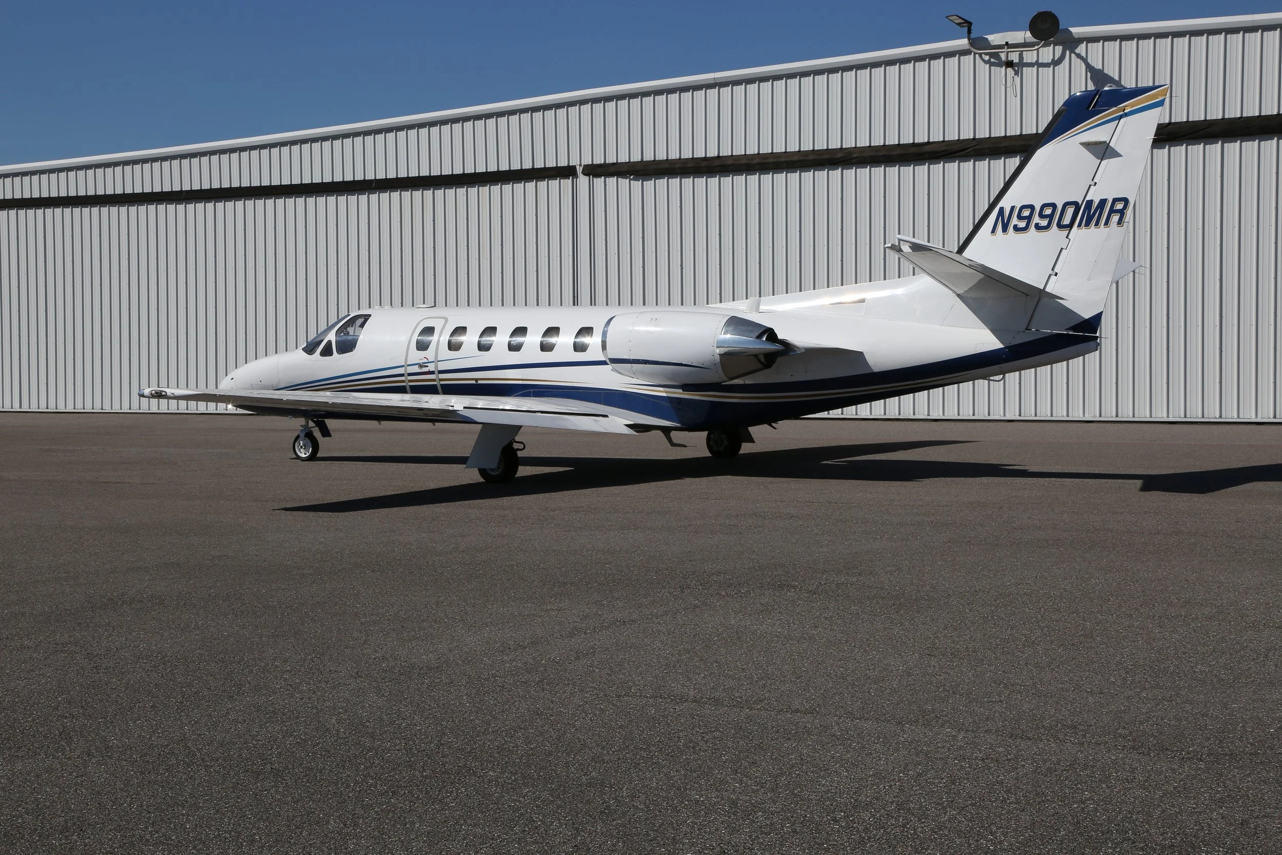 N990MR 1983 CESSNA CITATION II PORT REAR QTR 4.jpg