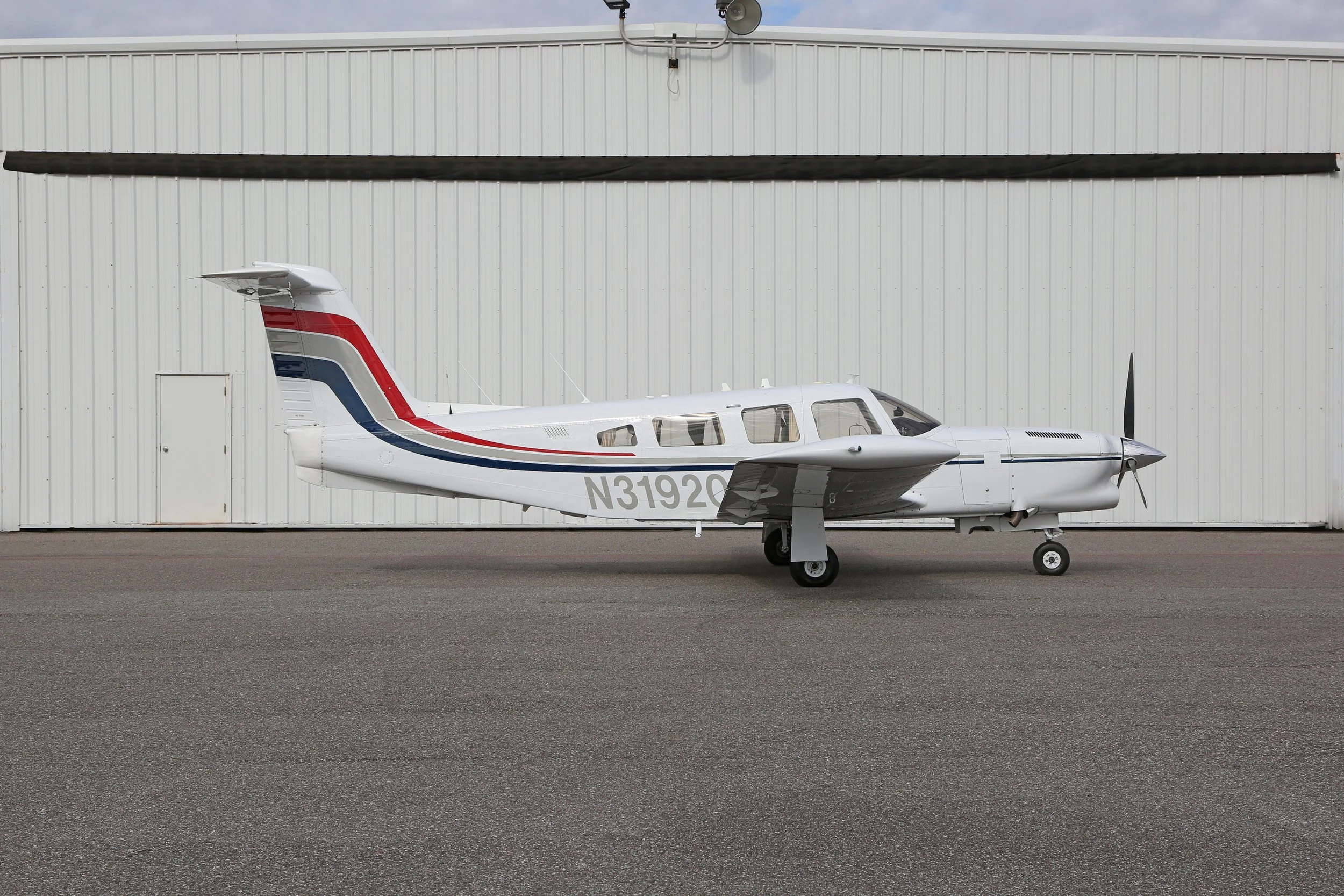 1978 Piper Turbo LANCE II N31920 STARBOARD SIDE 7 Big.jpg