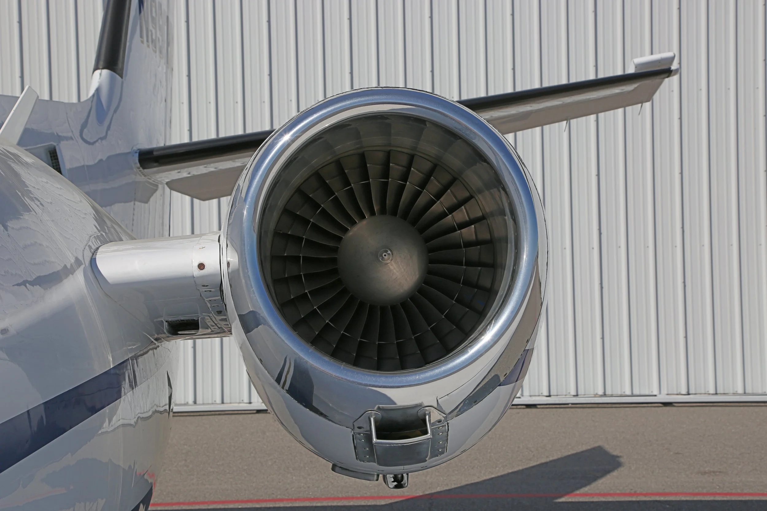 N990MR 1983 CESSNA CITATION II PORT TURBINE.jpg