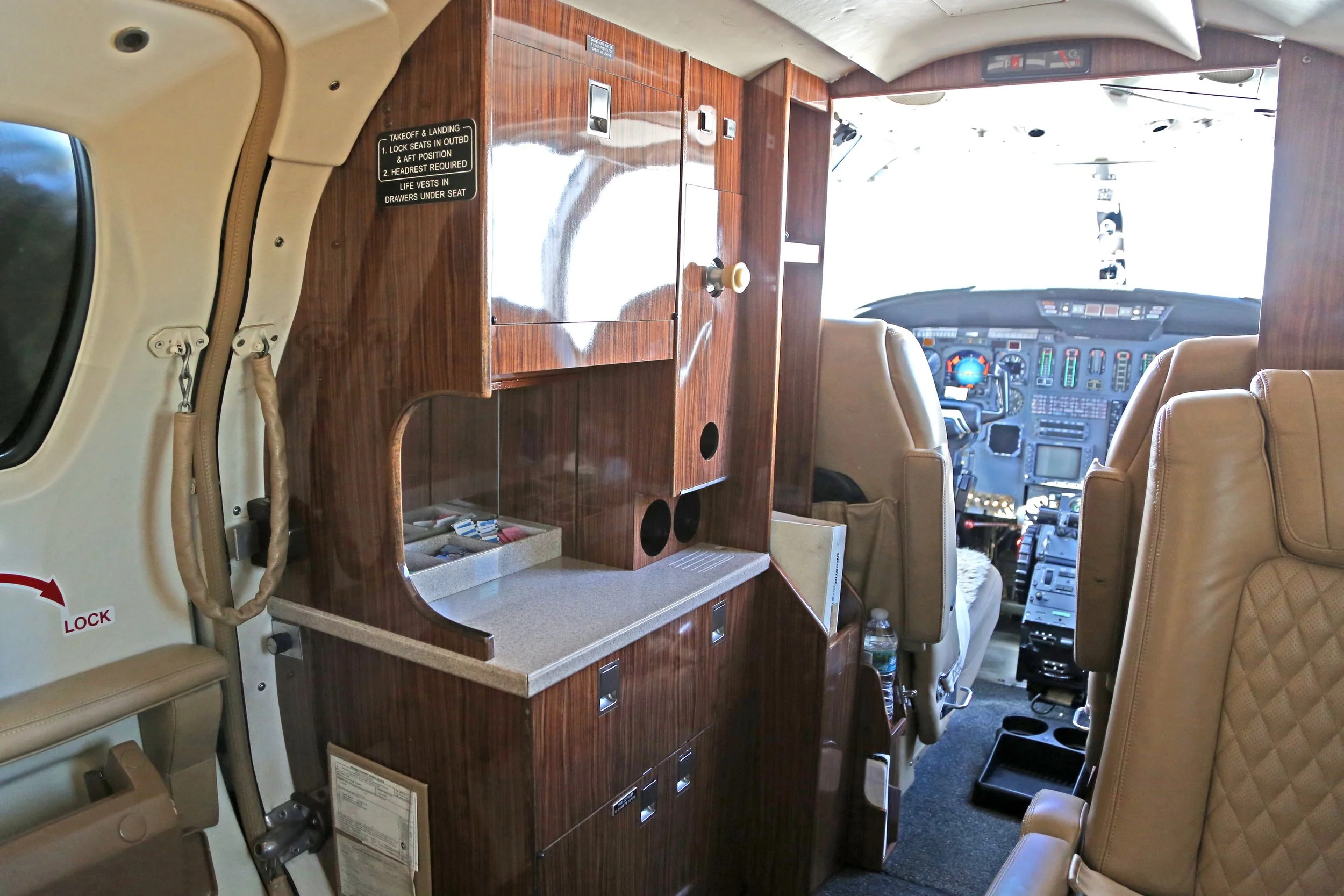 N990MR 1983 CESSNA CITATION II INTERIOR Coffee Mess and Hatch.jpg