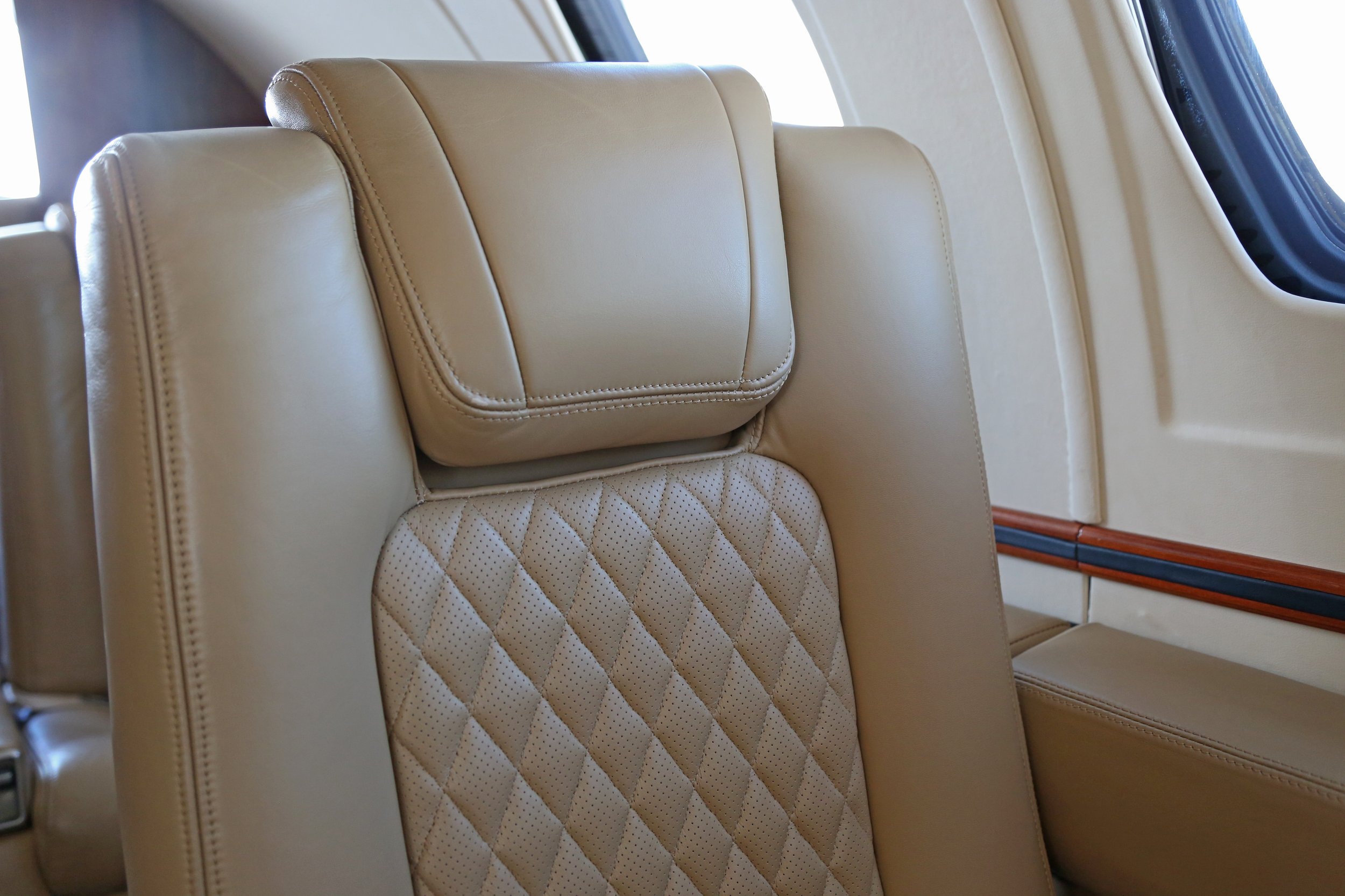 N990MR 1983 CESSNA CITATION II SEAT DETAIL.jpg