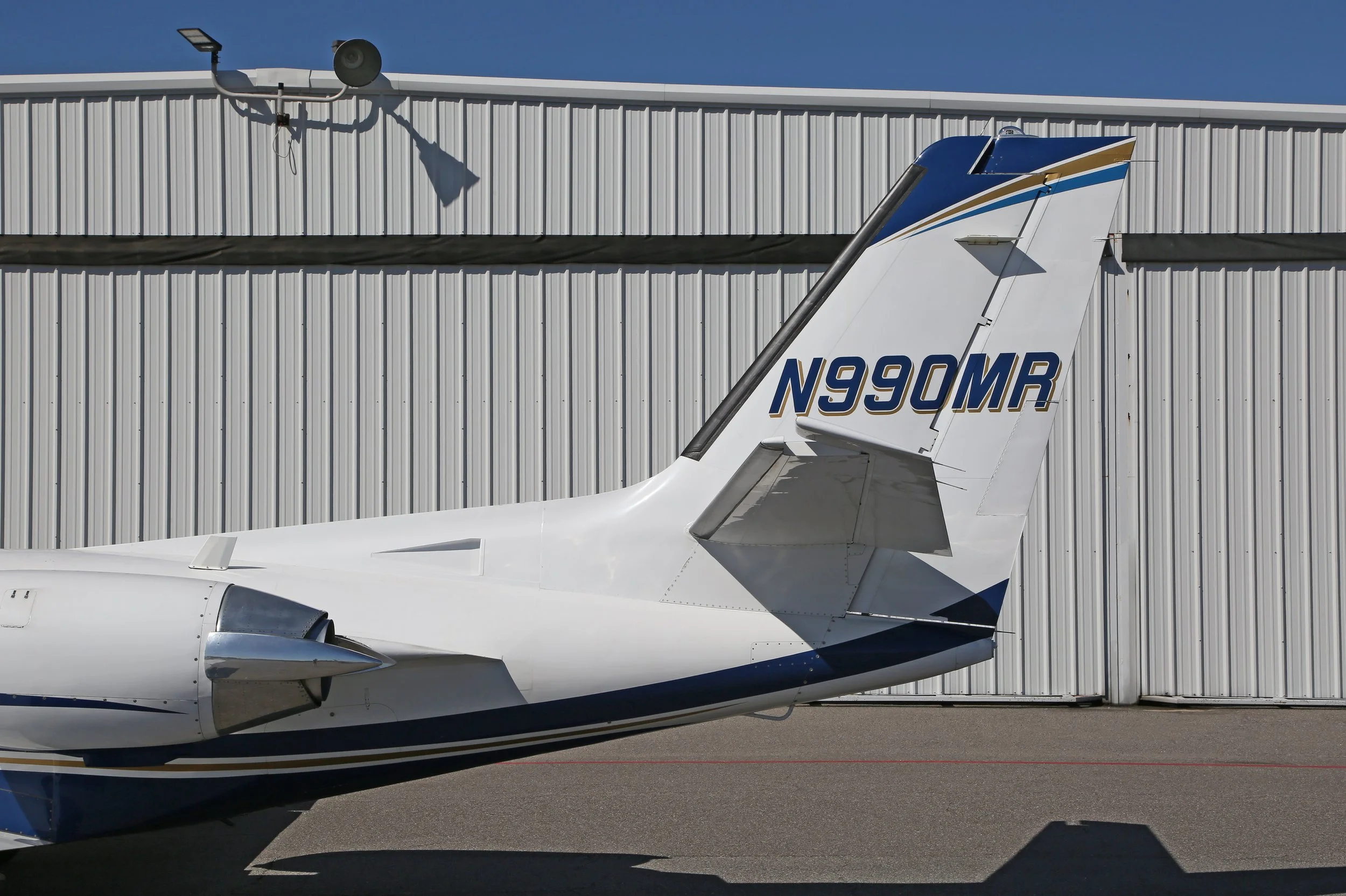 N990MR 1983 CESSNA CITATION II PORT TAIL DETAIL.jpg