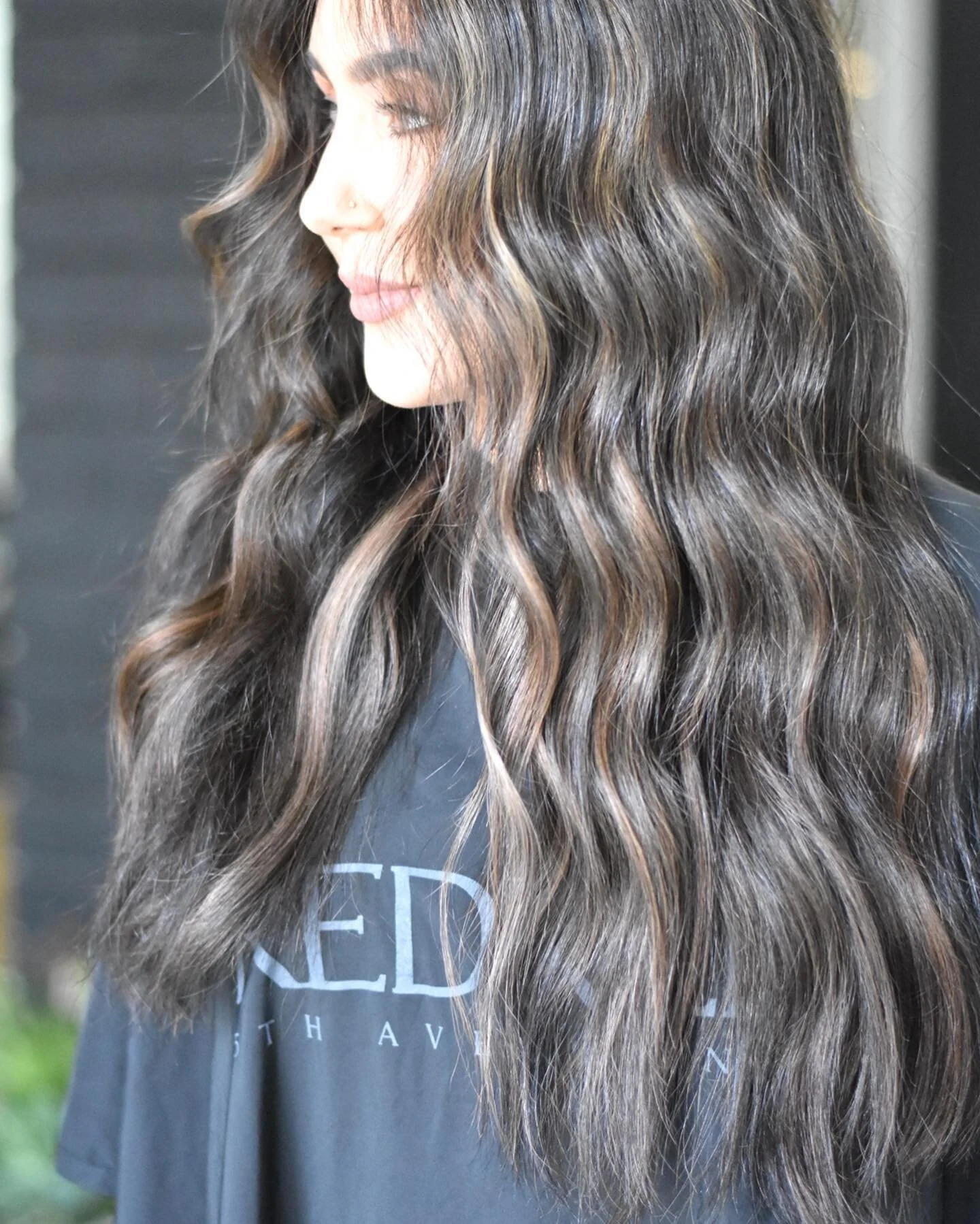 Fall 🍁🍁🍁 in love with your hair.

When was the last time you ❤️❤️❤️ your hair? DM us to get started on your appt.