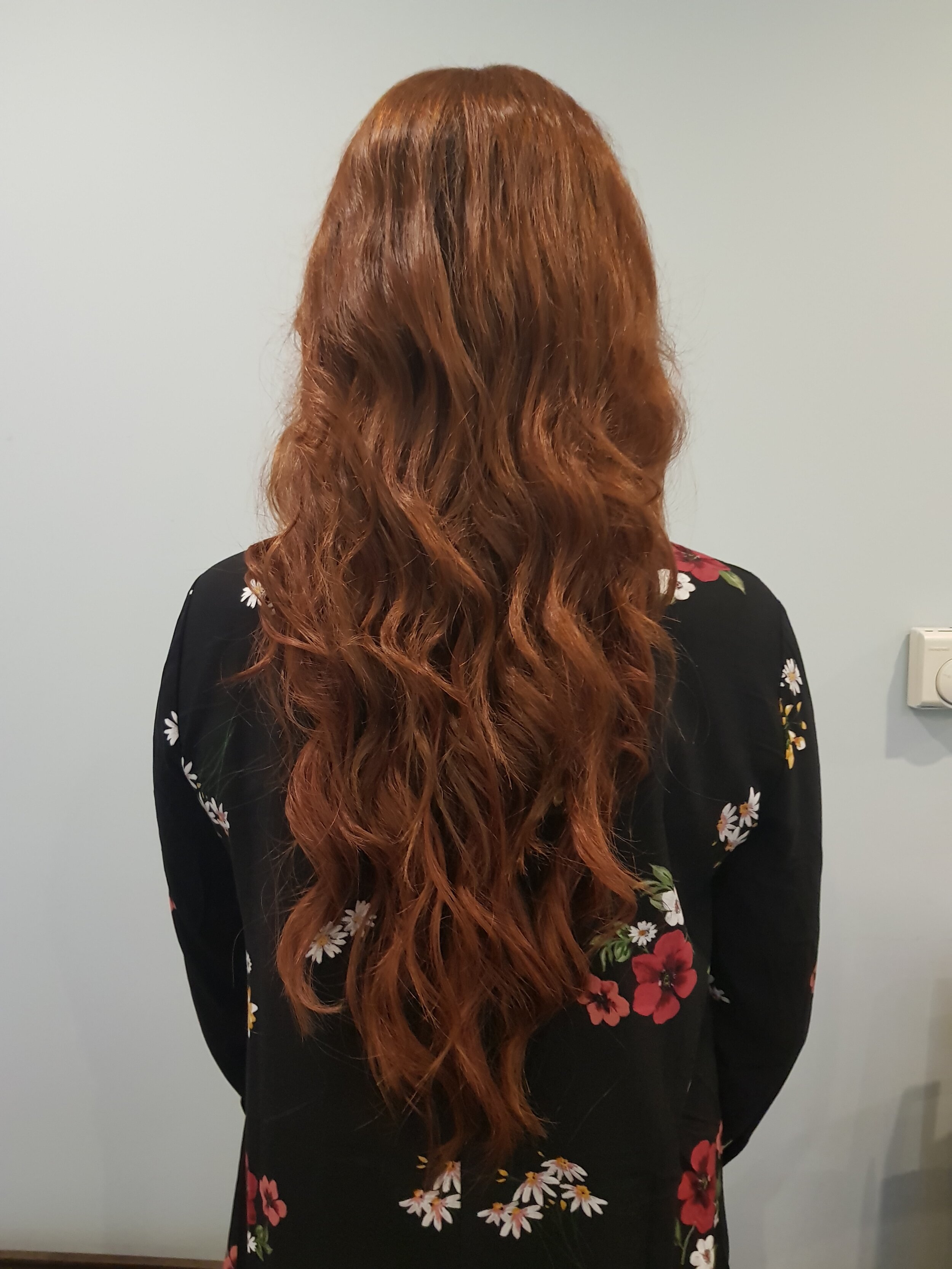 I-Tip Hair extension application 22" rich red 