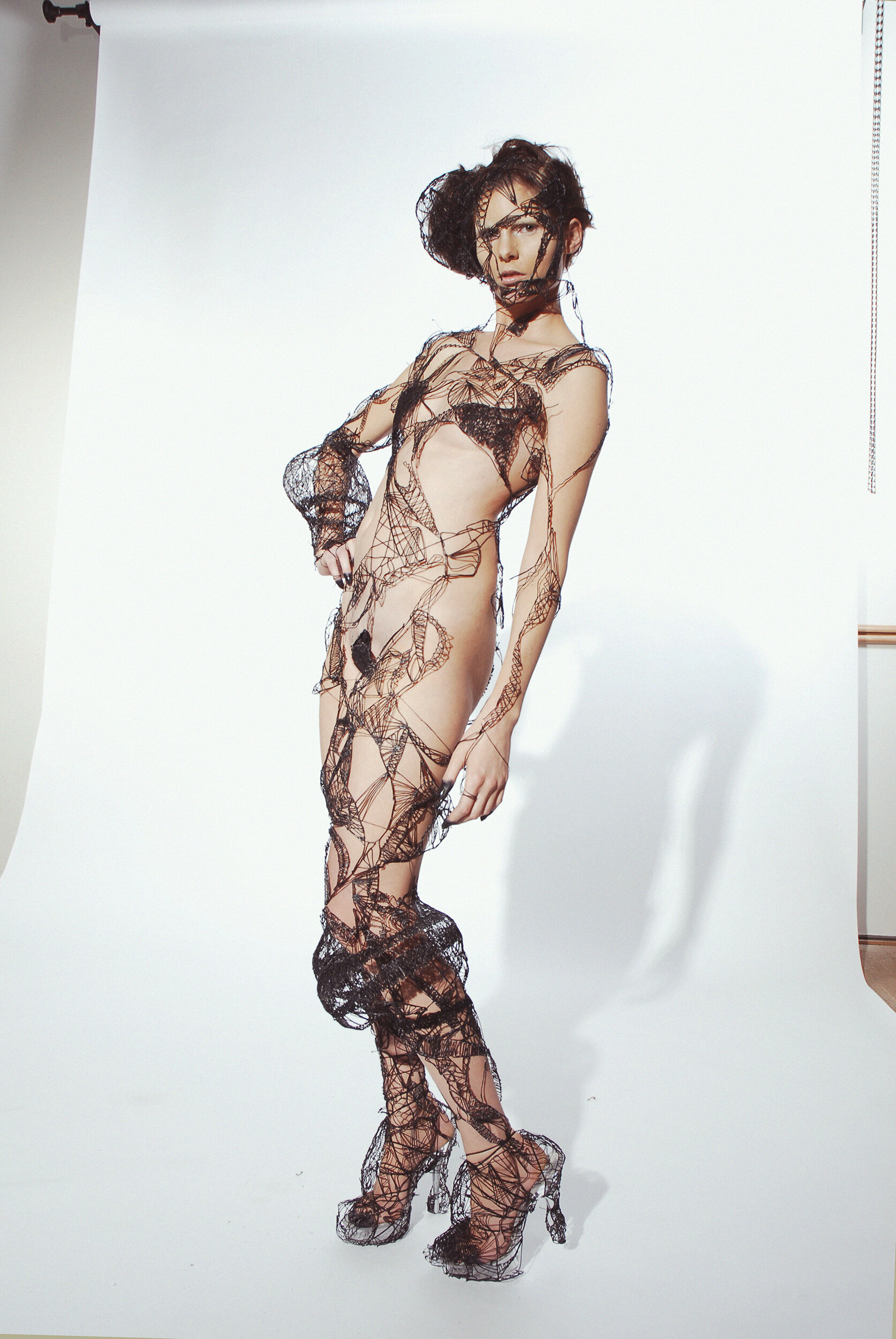 make-up / SKINSUCKA - Bart Hess & Lucy McRae : Phillips Design - Einhoven 2012