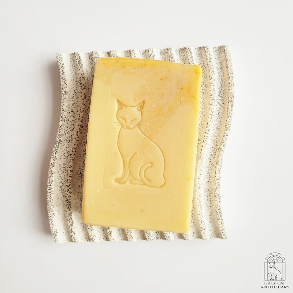 Get a double dose of turmeric and a yummy citrus scent with Vitamin C Shea butter soap.

#greycatapothecary #turmericsoap #naturallyyellow