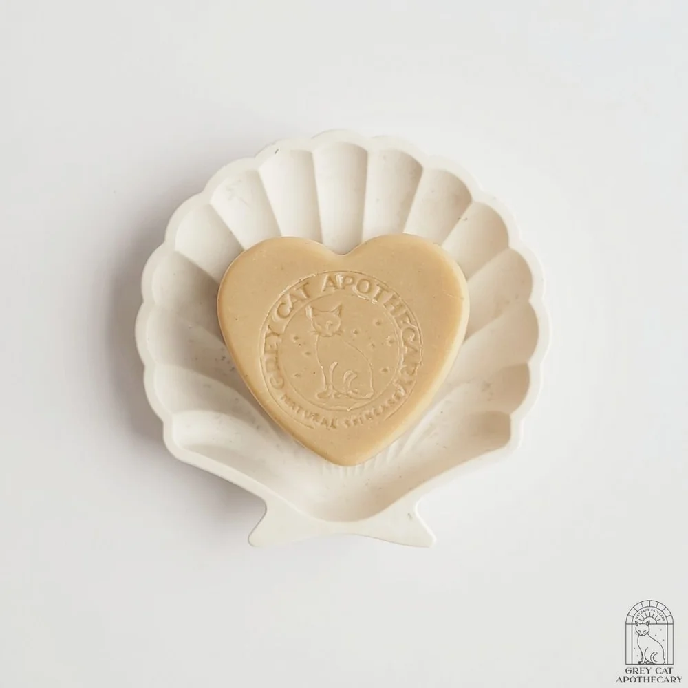 Our Flirt heart-shaped soap may or not smell a lot like a certain popular retail perfume, with notes of cinnamon, cedarwood and grapefruit. 

#itsasecret #greycatapothecary #naturalsoap