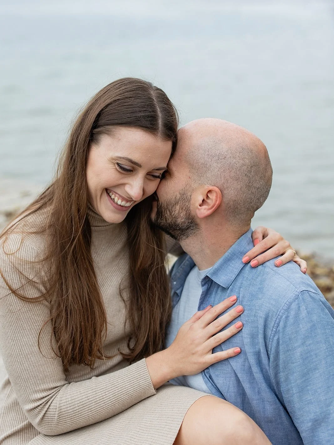 Last October I met Babsi &amp; David for their engagement shoot on a foggy autumn afternoon in Weyregg! I&lsquo;m really looking forward to shoot their wedding today (with lots of sunshine ☀️at the other side of the lake 😍

#couplegoals #coupleshoot