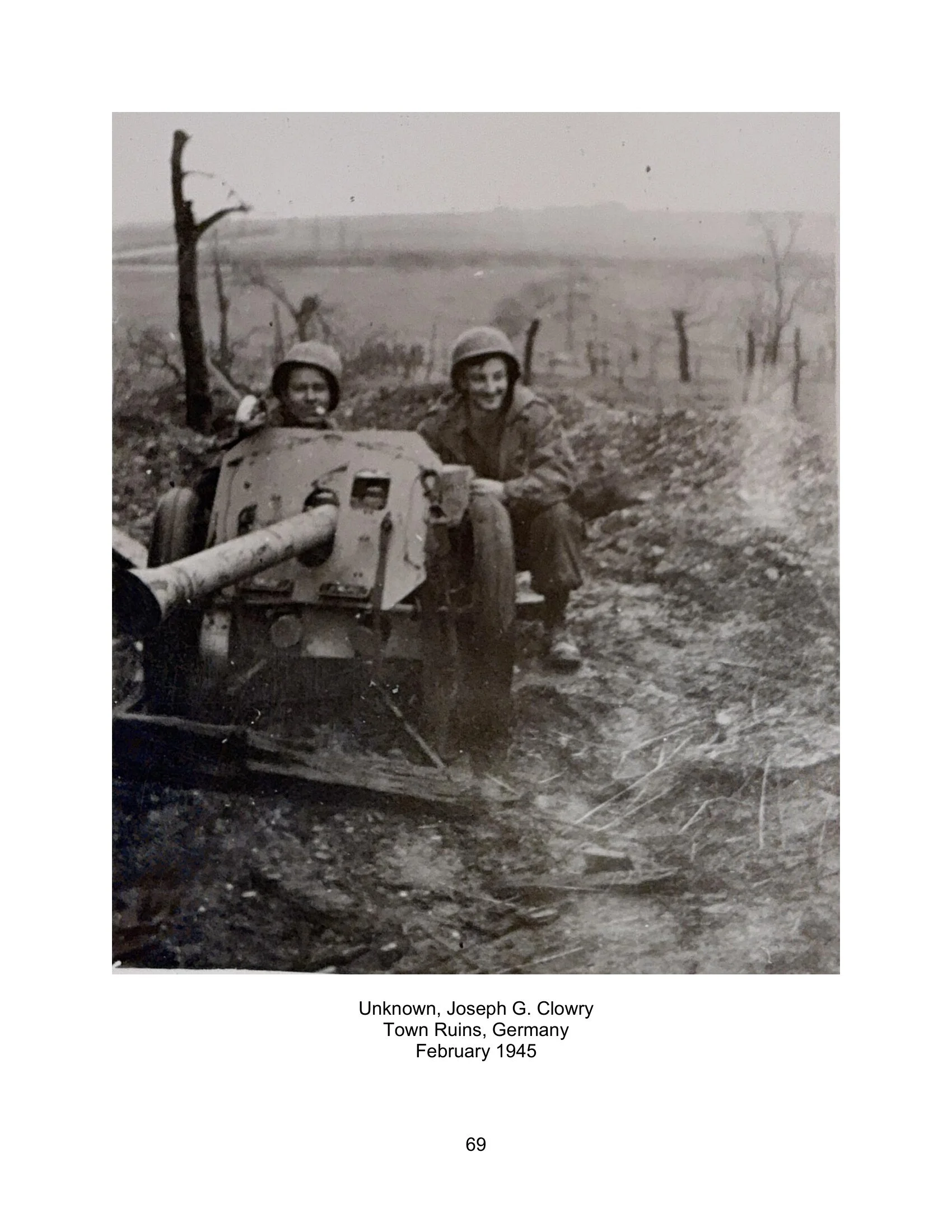 Joseph G Clowry WWII Photo Album_070626-069.jpg