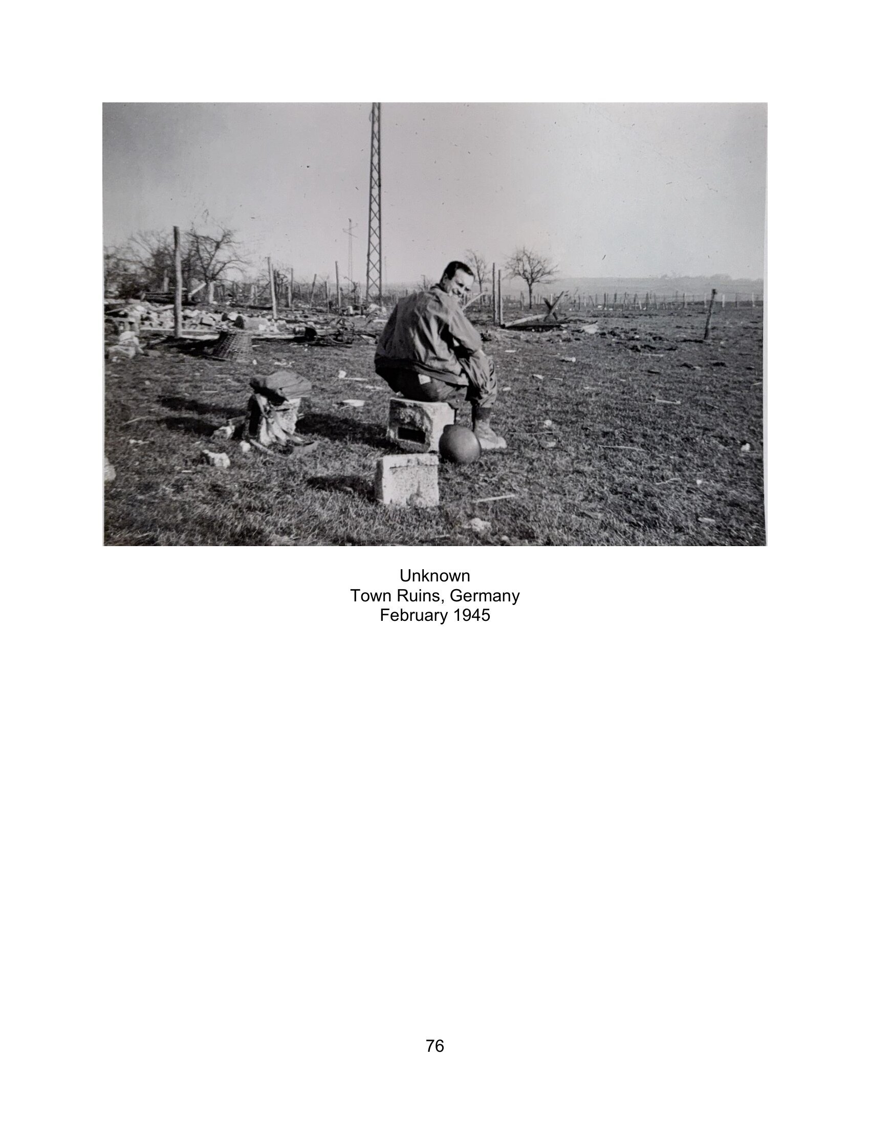 Joseph G Clowry WWII Photo Album_070626-076.jpg