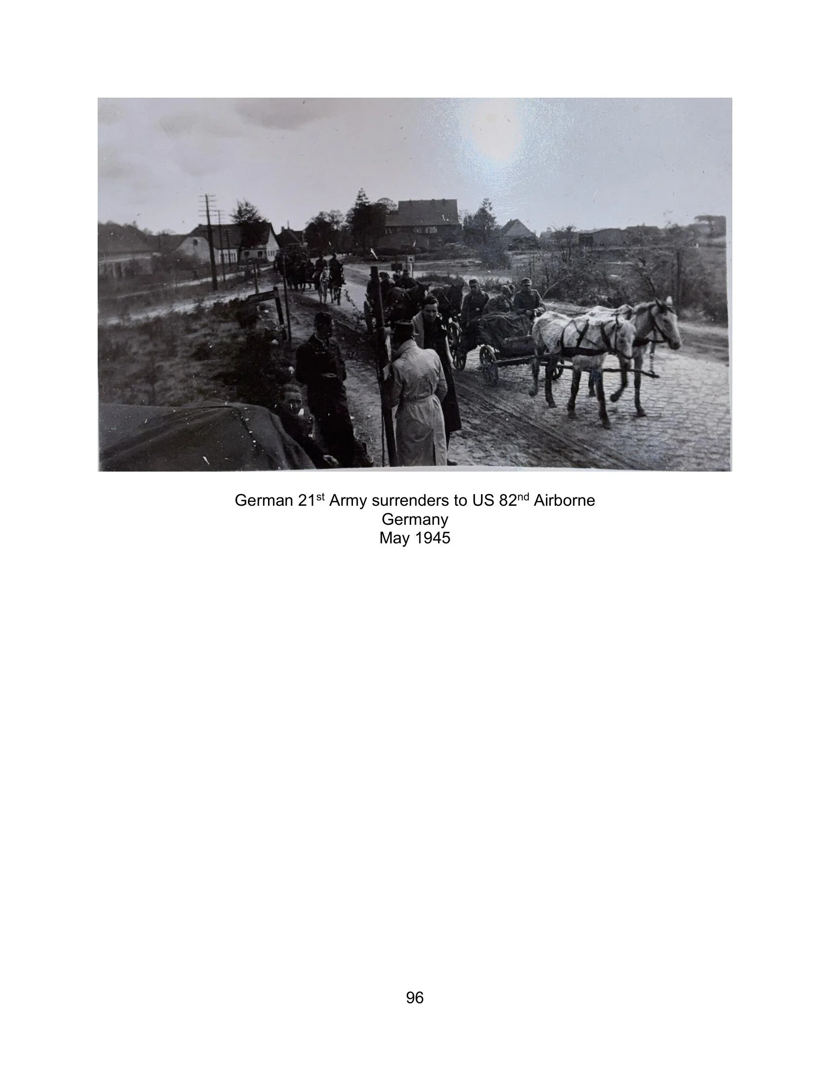 Joseph G Clowry WWII Photo Album_070626-096.jpg