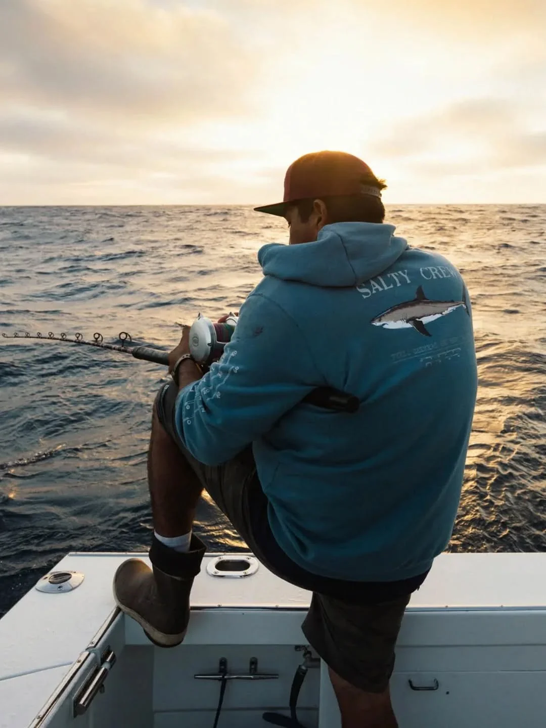 Salty Crew Hoodies are Perfect for this Weather🌧 Also makes a great gift 🎁 We have a Great Selection!

#saltycrew #hoodies #weather #beach #gifts #holidays