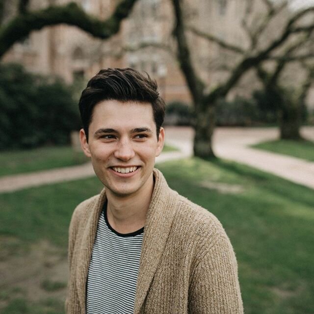 Remember when going outside was a thing? I had a blast walking around UW earlier this month for Owen&rsquo;s senior photos 👏🏻.