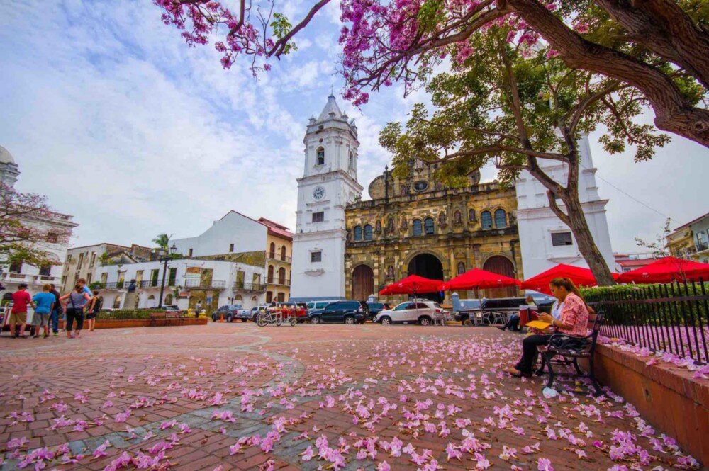 Plaza Catedral, Casco Viejo, Panama (Human scale).