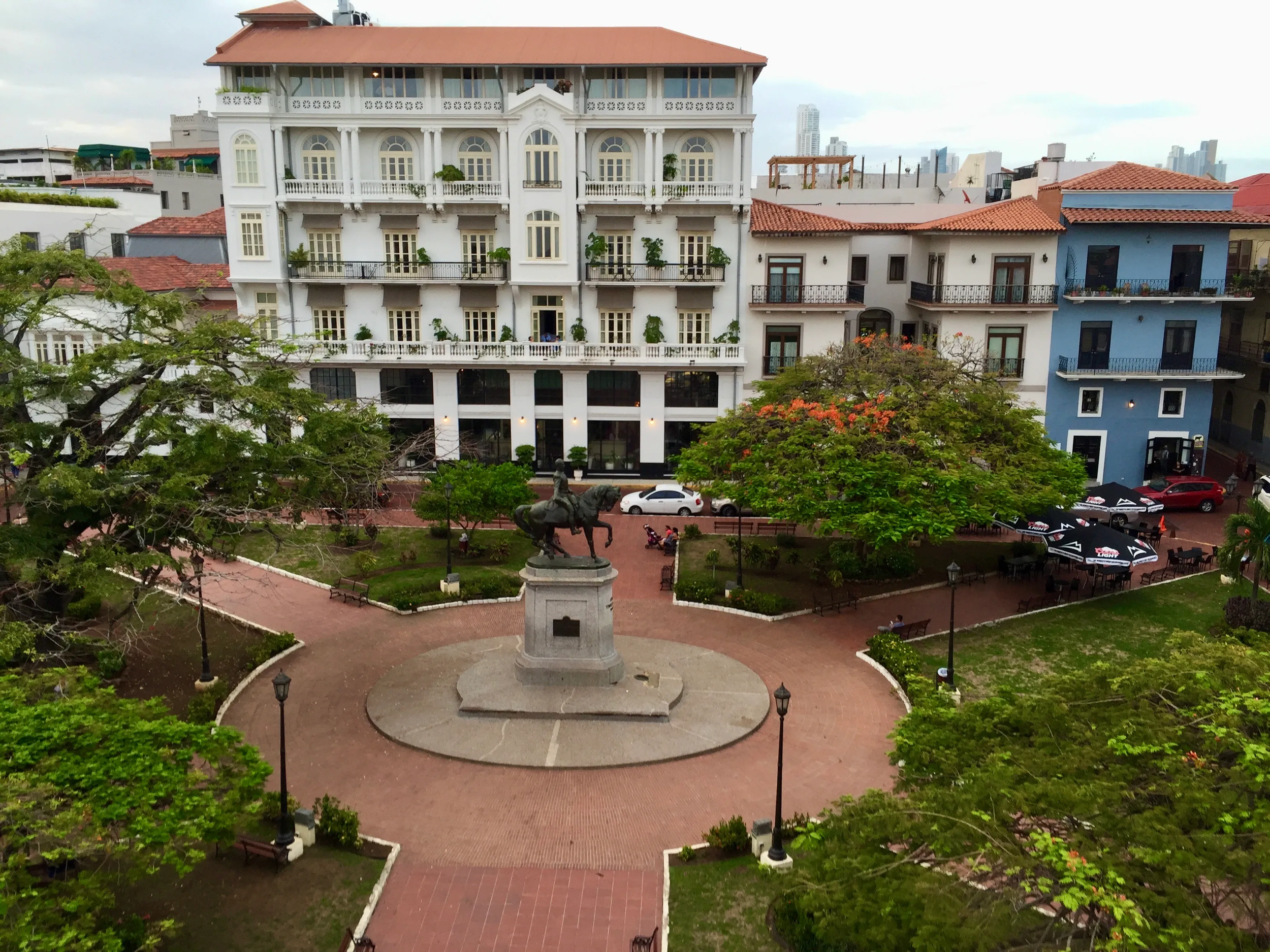 casco-viejo-plaza-herrera-aereo.jpg