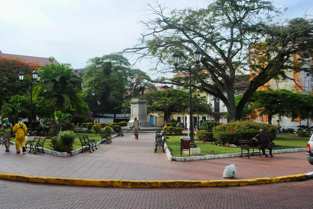 casco-viejo-plaza-herrera.jpg