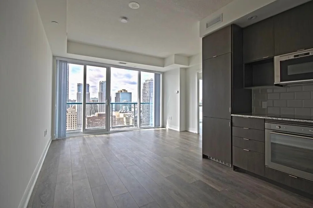 We examine how much notice is needed for moving, rent increases + more on our blog (link in the bio) 
.
.
.
#realestate #gtarealestate #toronto #torontorealestate #realestatetoronto #condo #torontohomes #torontolife #torontomls #torontocondos #luxury