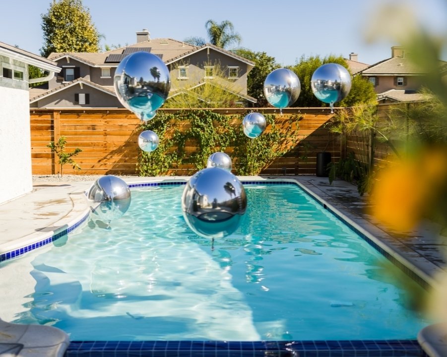 Pool balloons are always a vibe. 
Coordination Bestie @citruscityevents
Flowers, Custom Arbor, Orbs @ruckus_rentals
Photography @lightframephoto
Catering @jamesmadisoncatering
DJ @secondsong_official
Bar @thewateringhaul
Rentals @creativecoverings @s