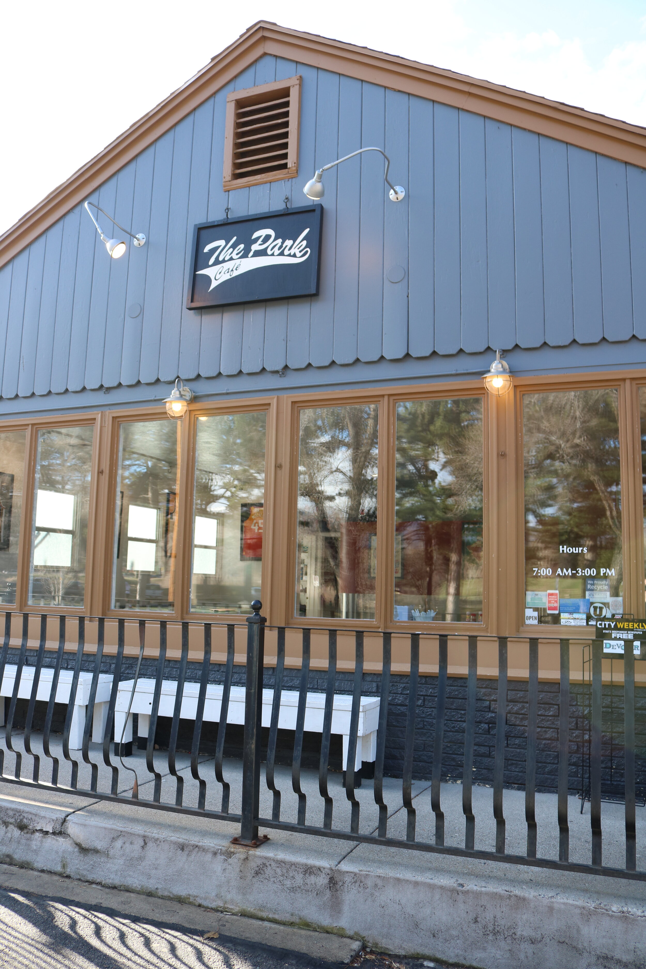 The on sale park cafe