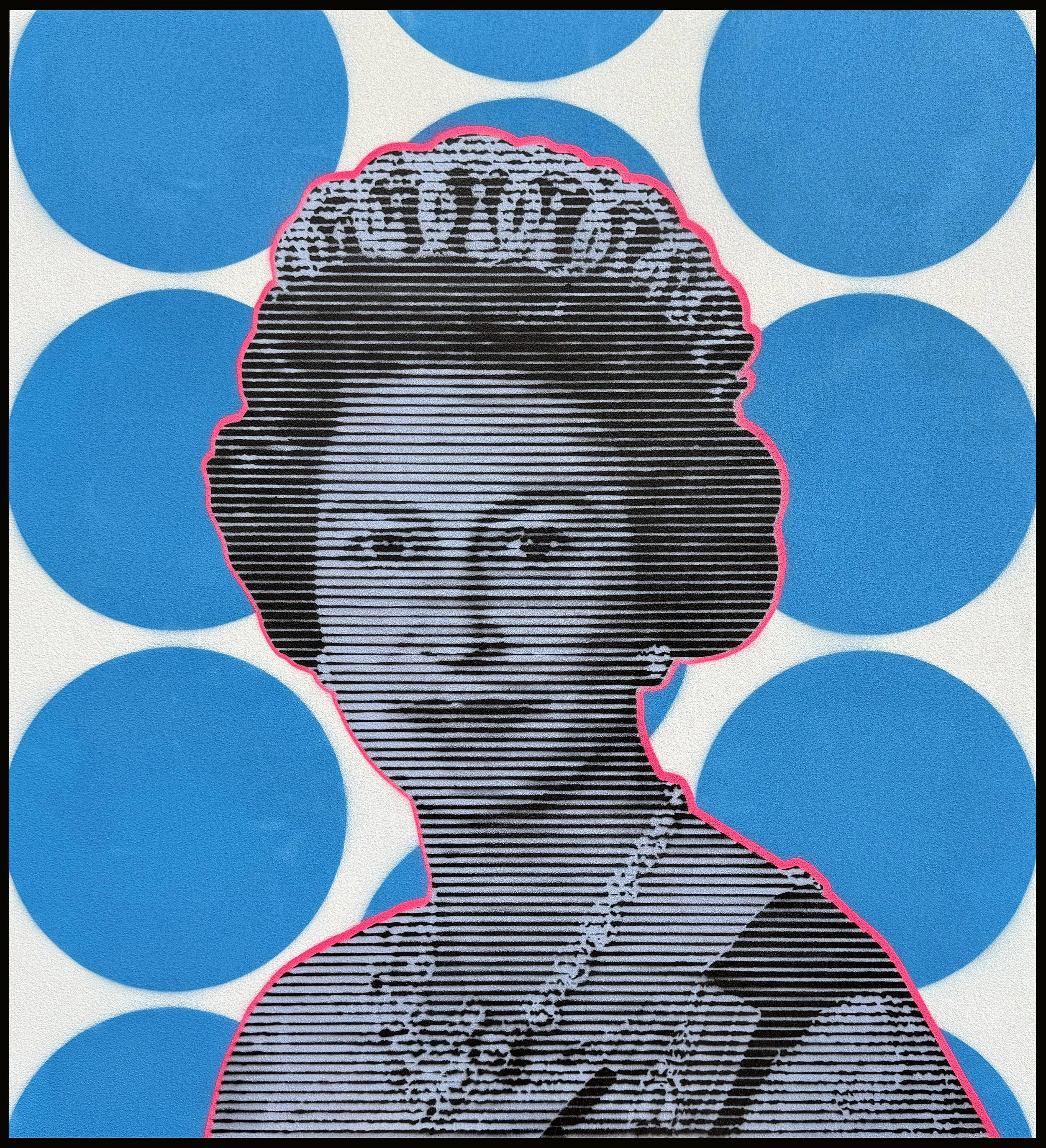 Queen_Elizabeth_White_Blue_Frame.jpg