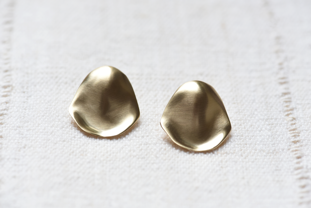 8.6.4 - Modernist studs