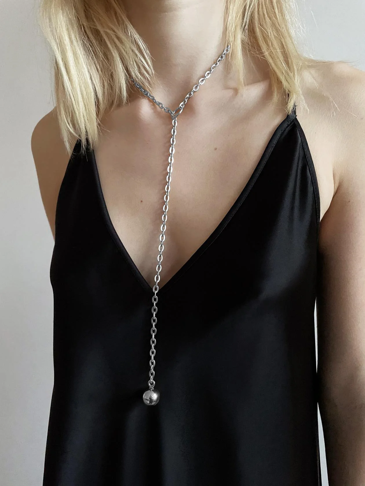 SASKIA DIEZ LOOP NECKLACE VERY LONG 【公式通販】