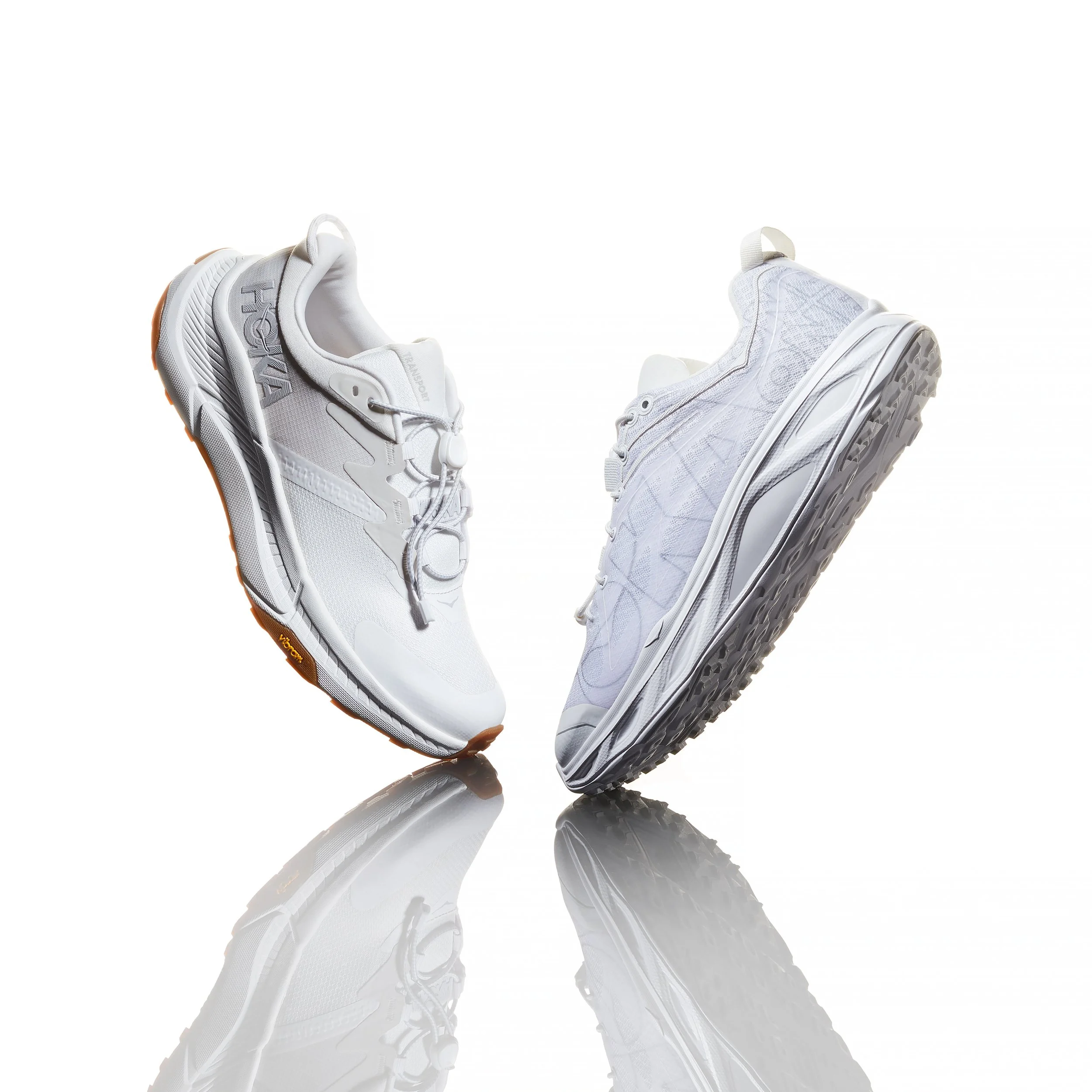 HOKA_S23_TREND_TRIPLE_WHITE_00057.jpg