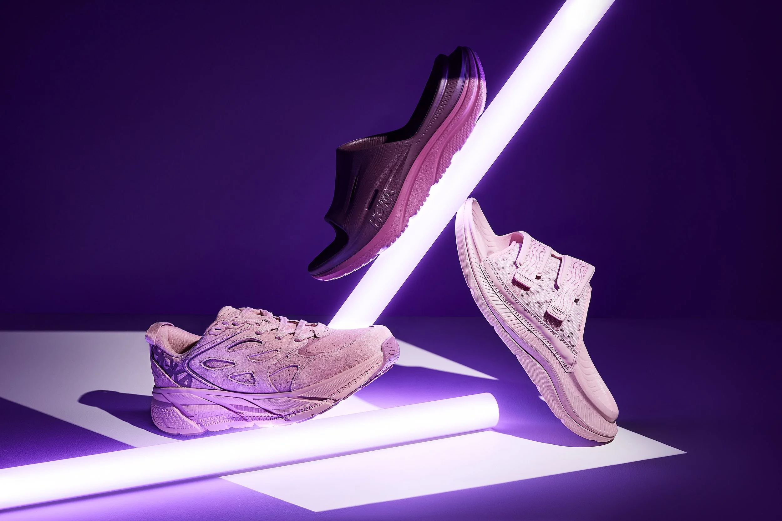 HOKA_S23_TREND_ULTRAVIOLET_03_00062.jpg