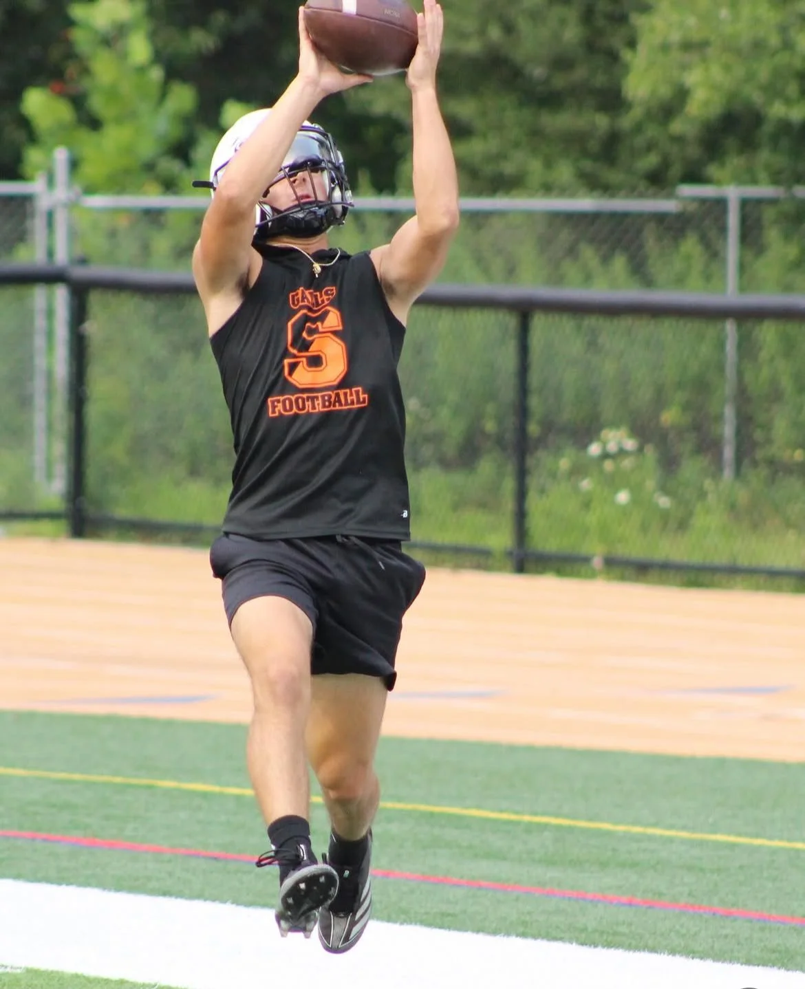 Gavin Brady, Shelton