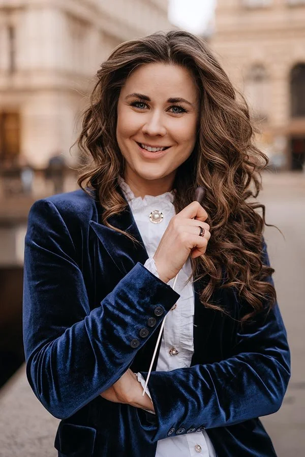 Maria Fuller, Conductor